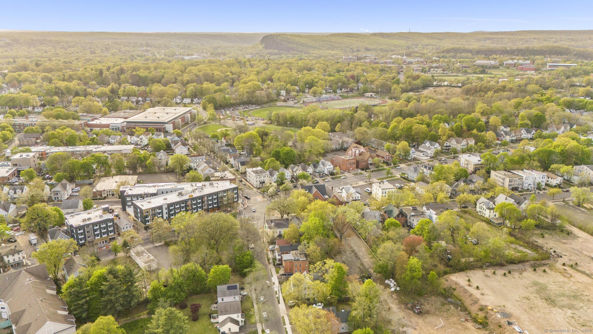 17 Shelton, New Haven, Connecticut 06511