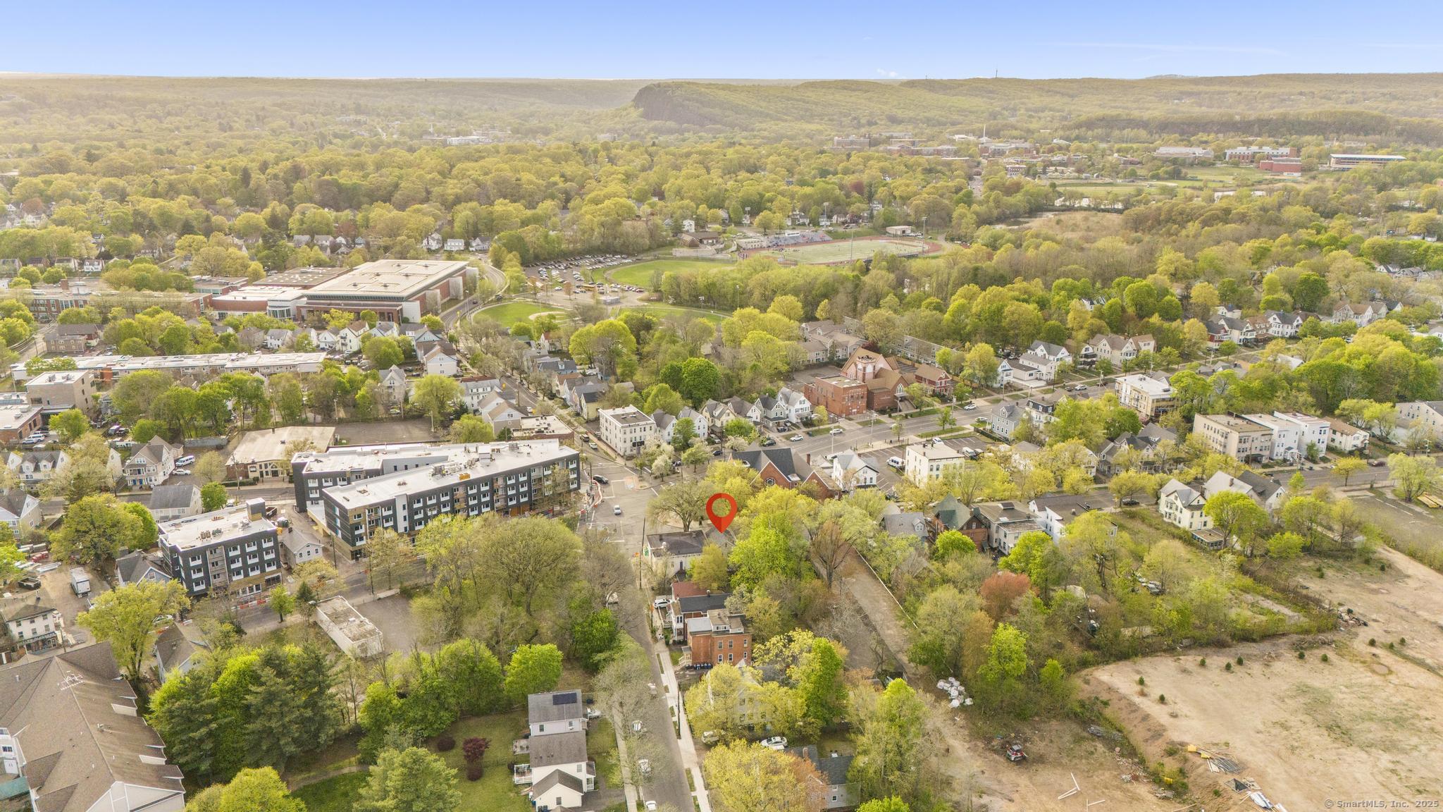 17 Shelton, New Haven, Connecticut 06511