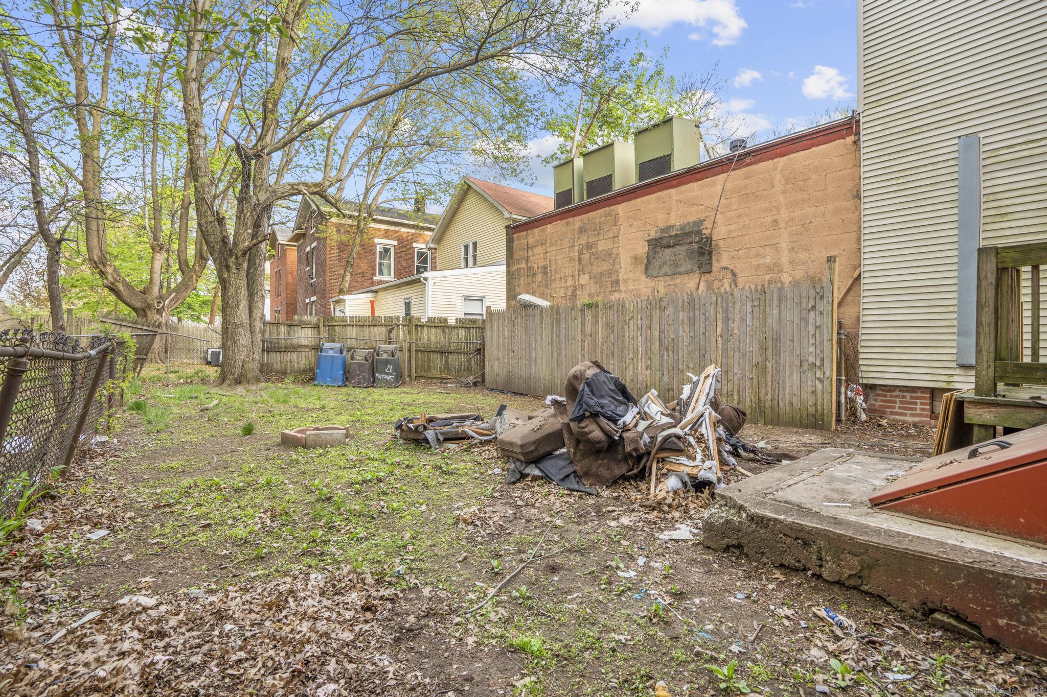17 Shelton, New Haven, Connecticut 06511