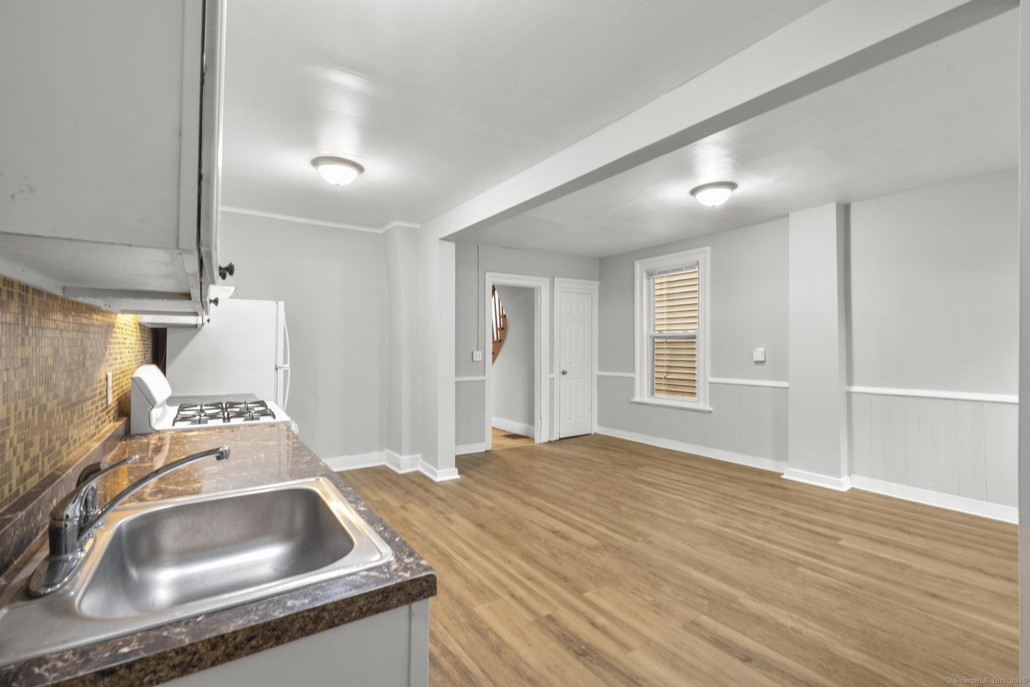 17 Shelton, New Haven, Connecticut 06511