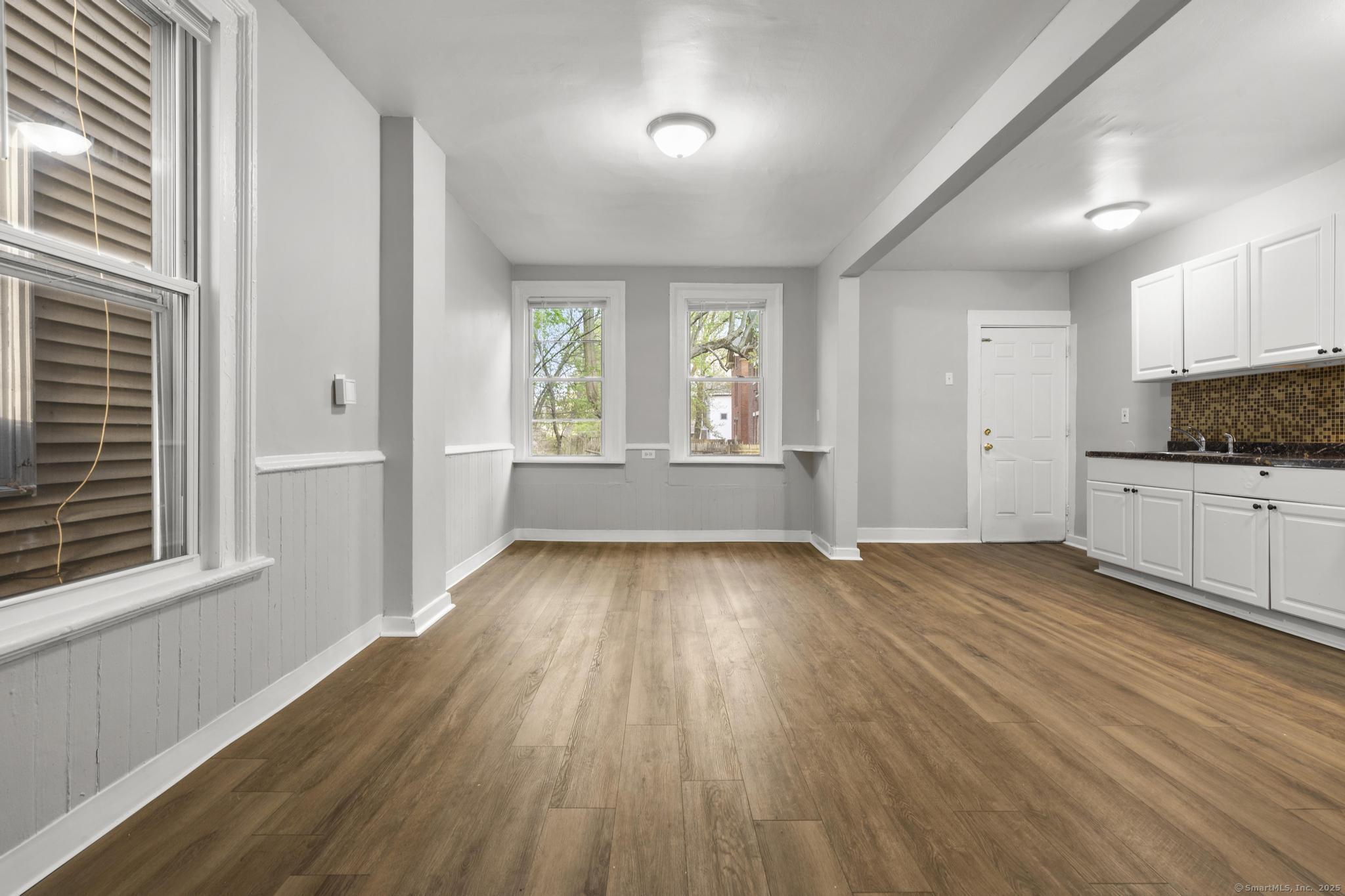17 Shelton, New Haven, Connecticut 06511