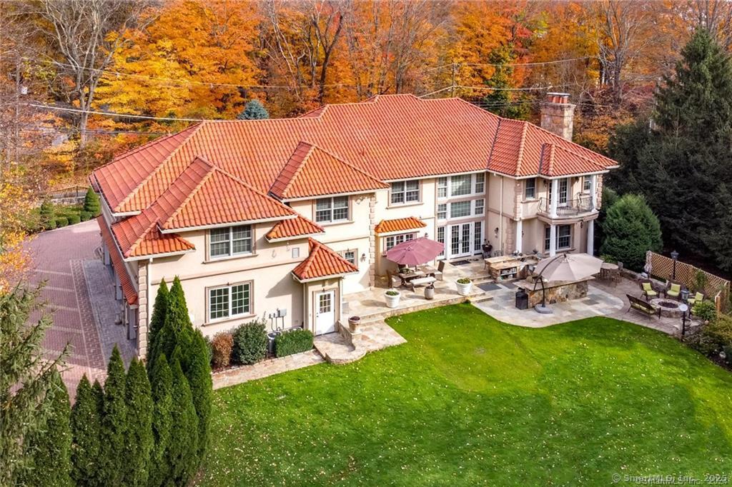 79 Comstock Hill, Norwalk, Connecticut 06850