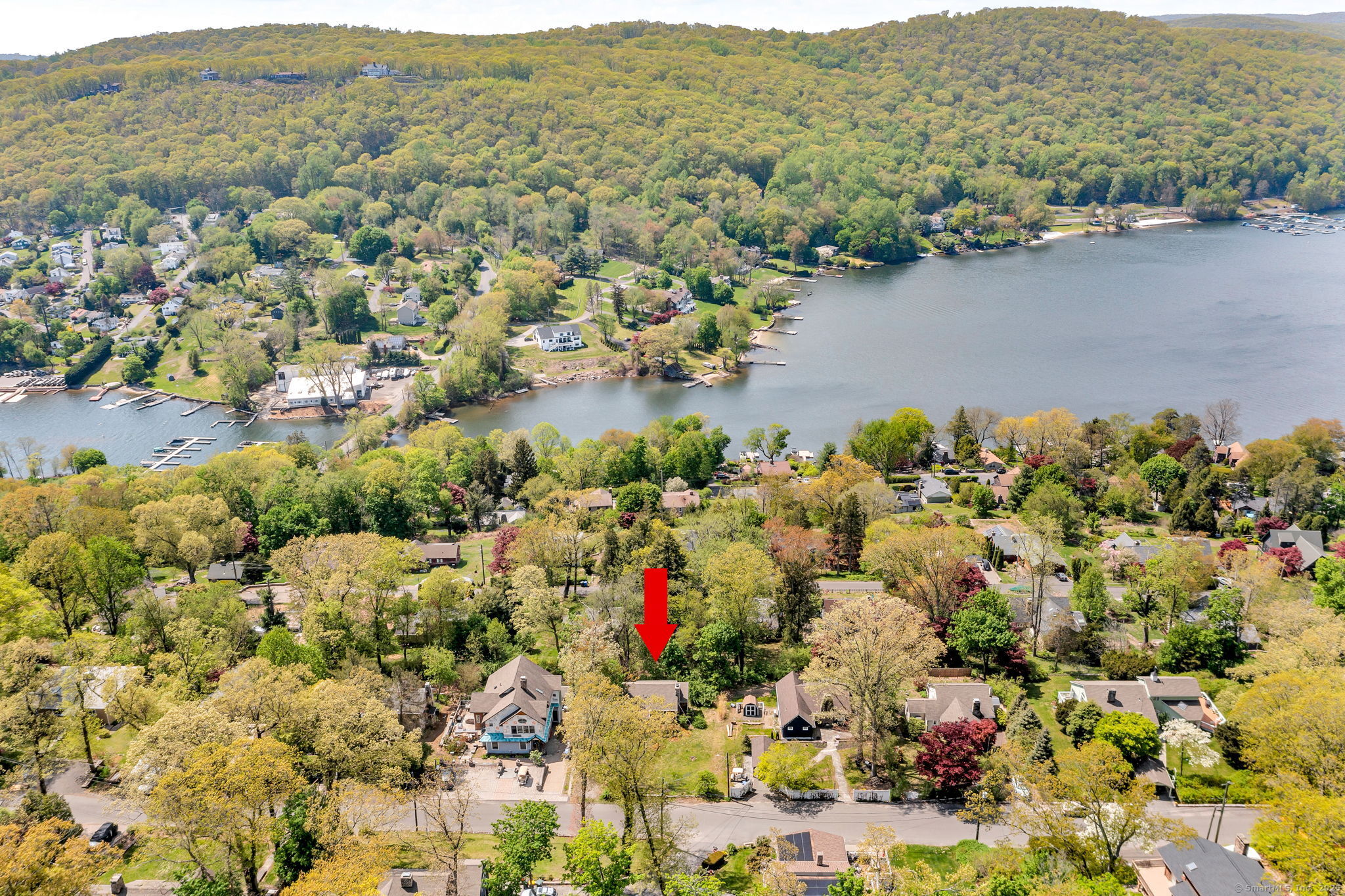 22 Ridge, New Fairfield, Connecticut 06812