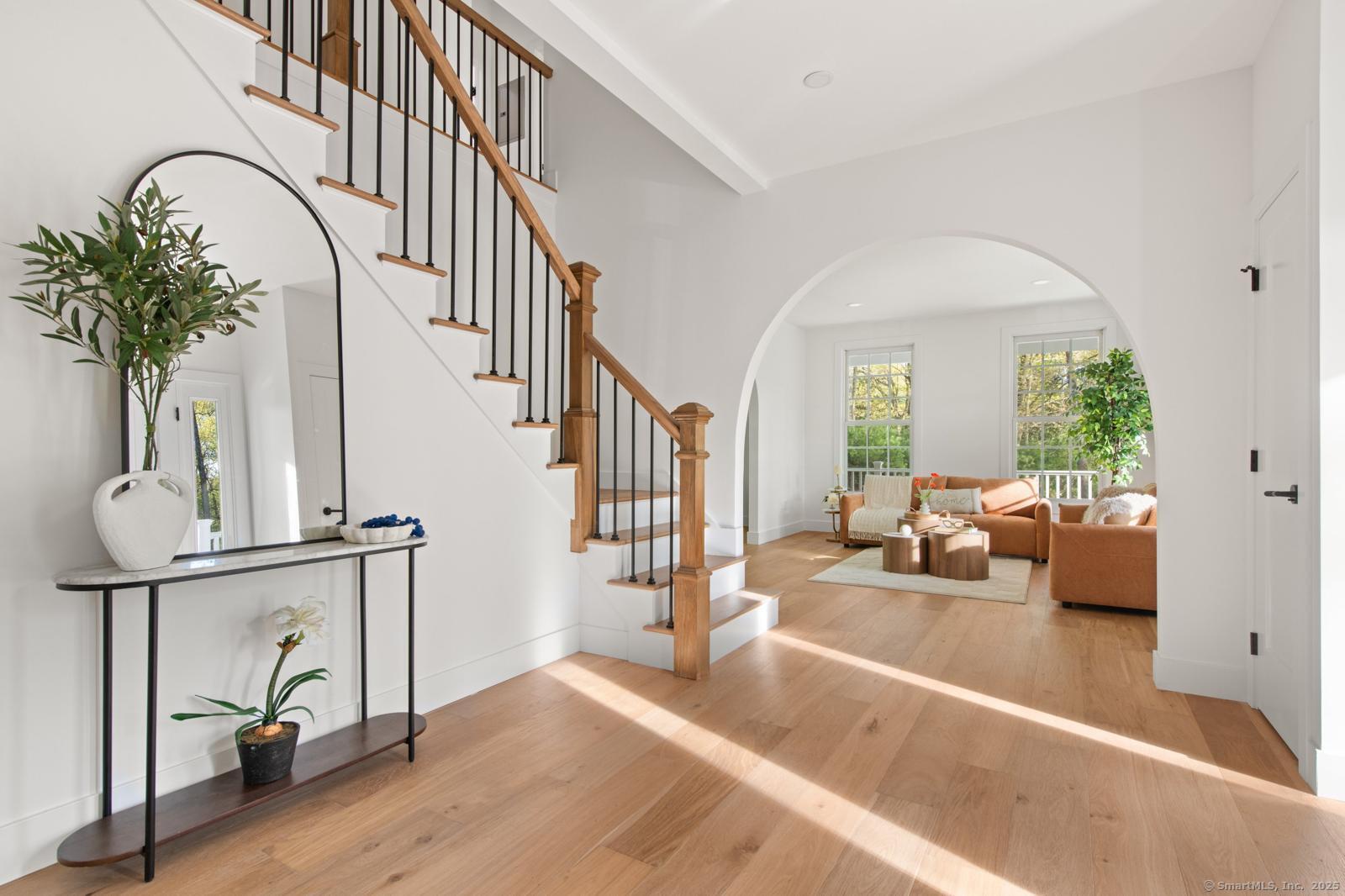 82 Indian Hill, Wilton, Connecticut 06897