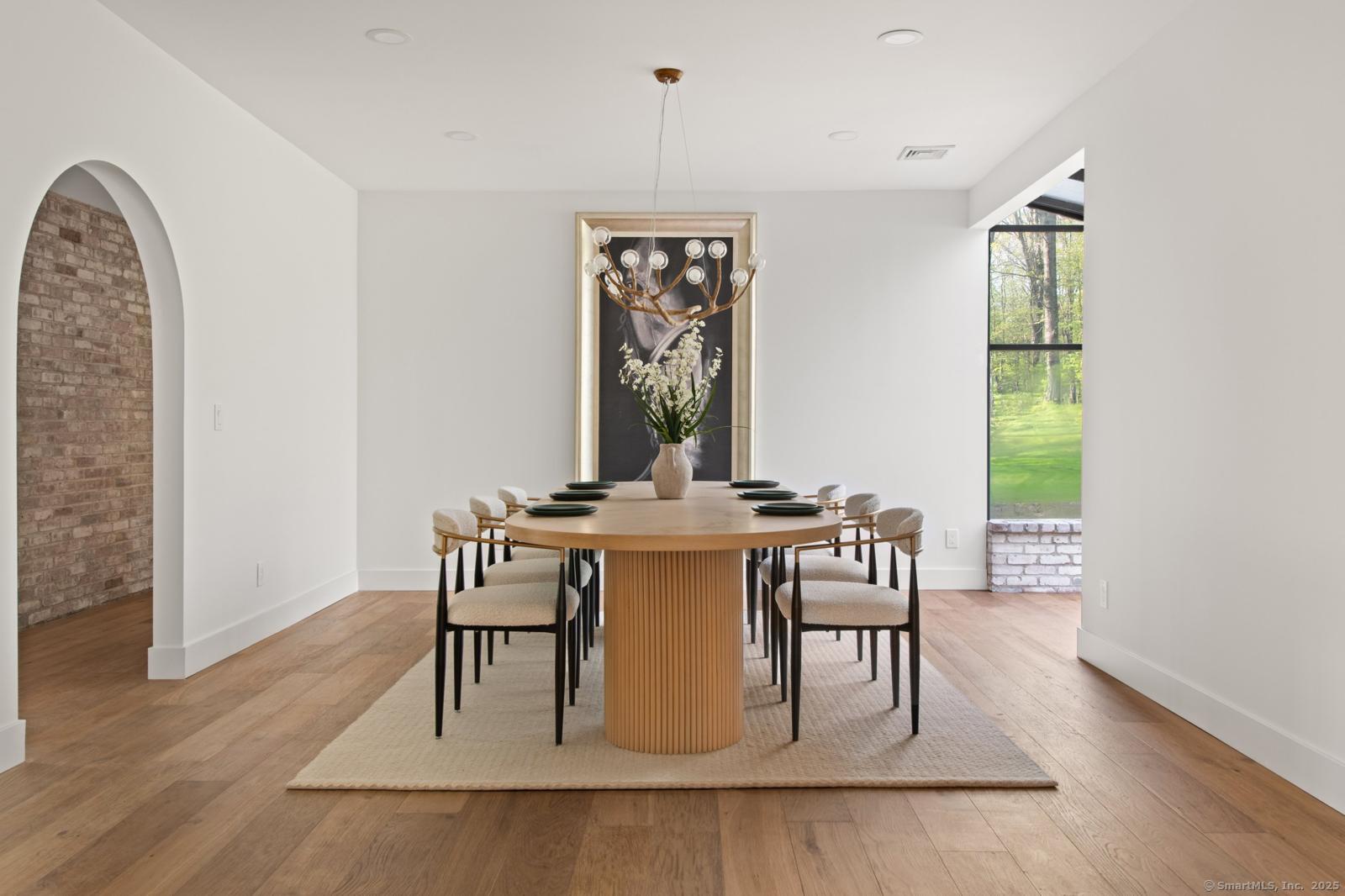 82 Indian Hill, Wilton, Connecticut 06897