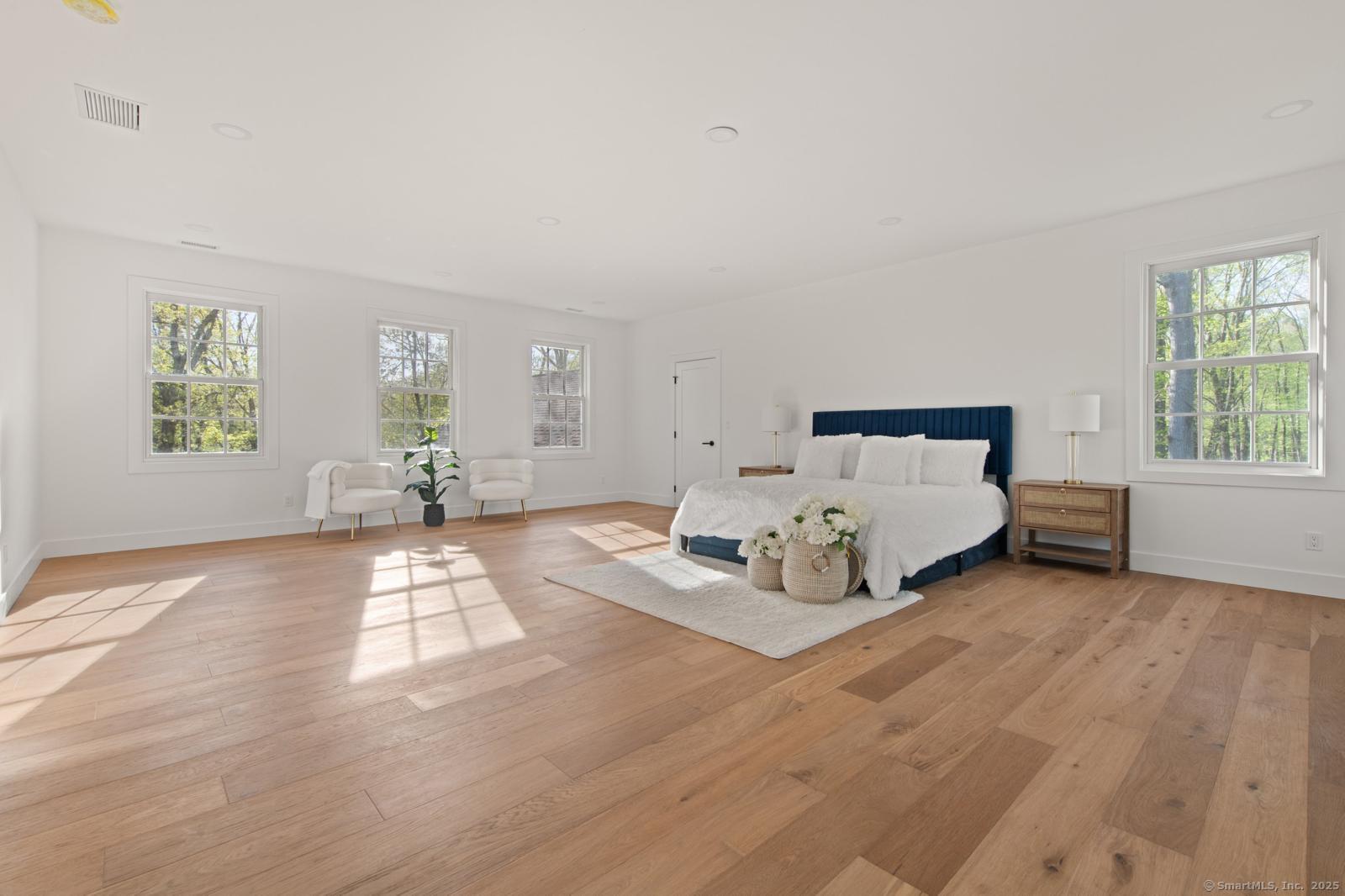82 Indian Hill, Wilton, Connecticut 06897
