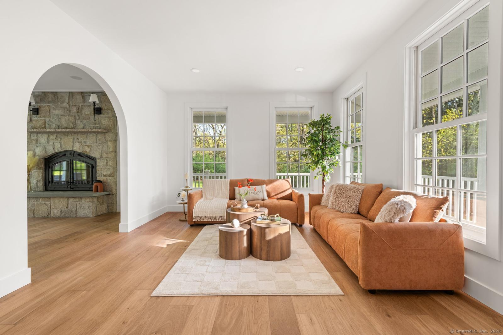 82 Indian Hill, Wilton, Connecticut 06897