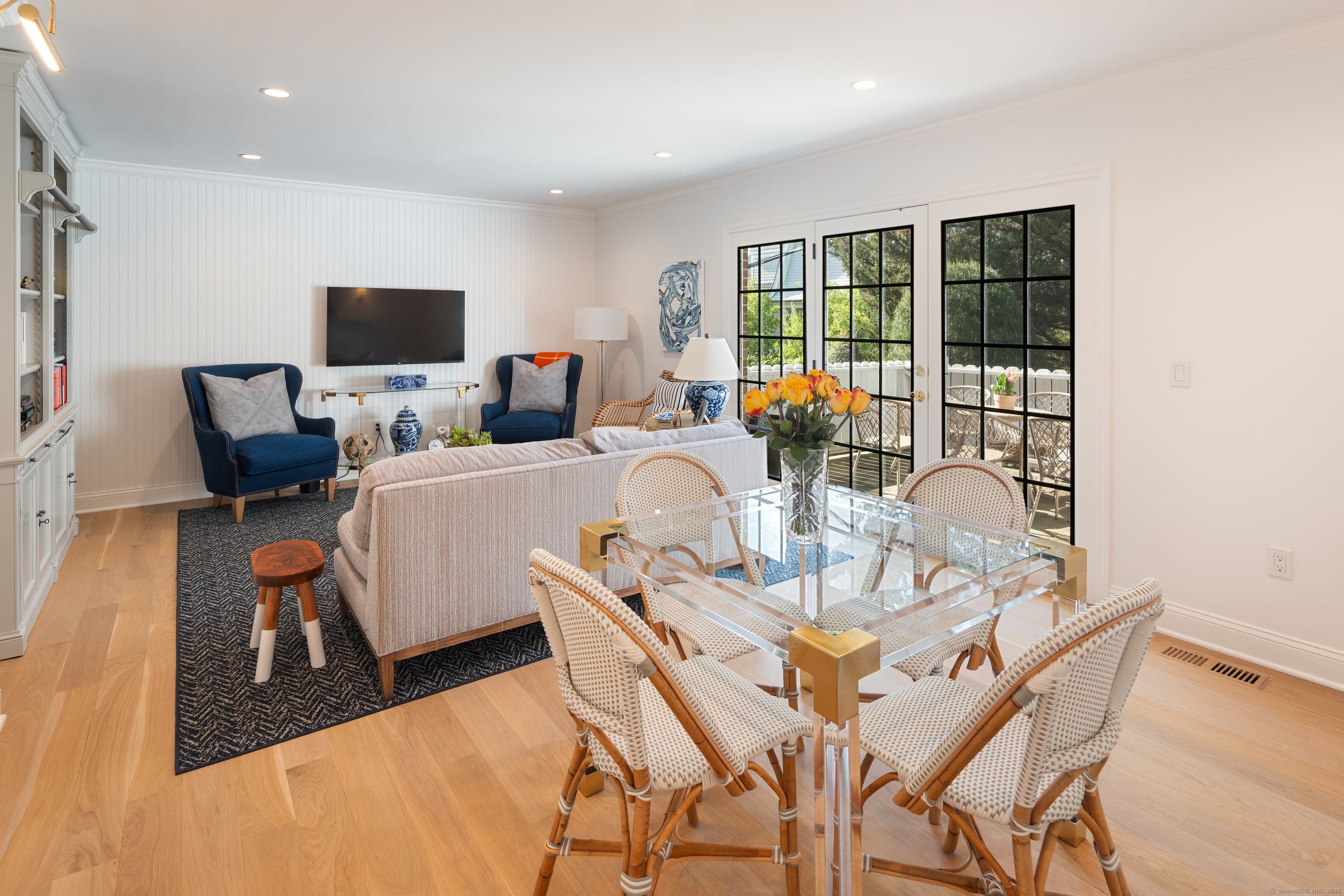 1 Maple, New Canaan, Connecticut 06840