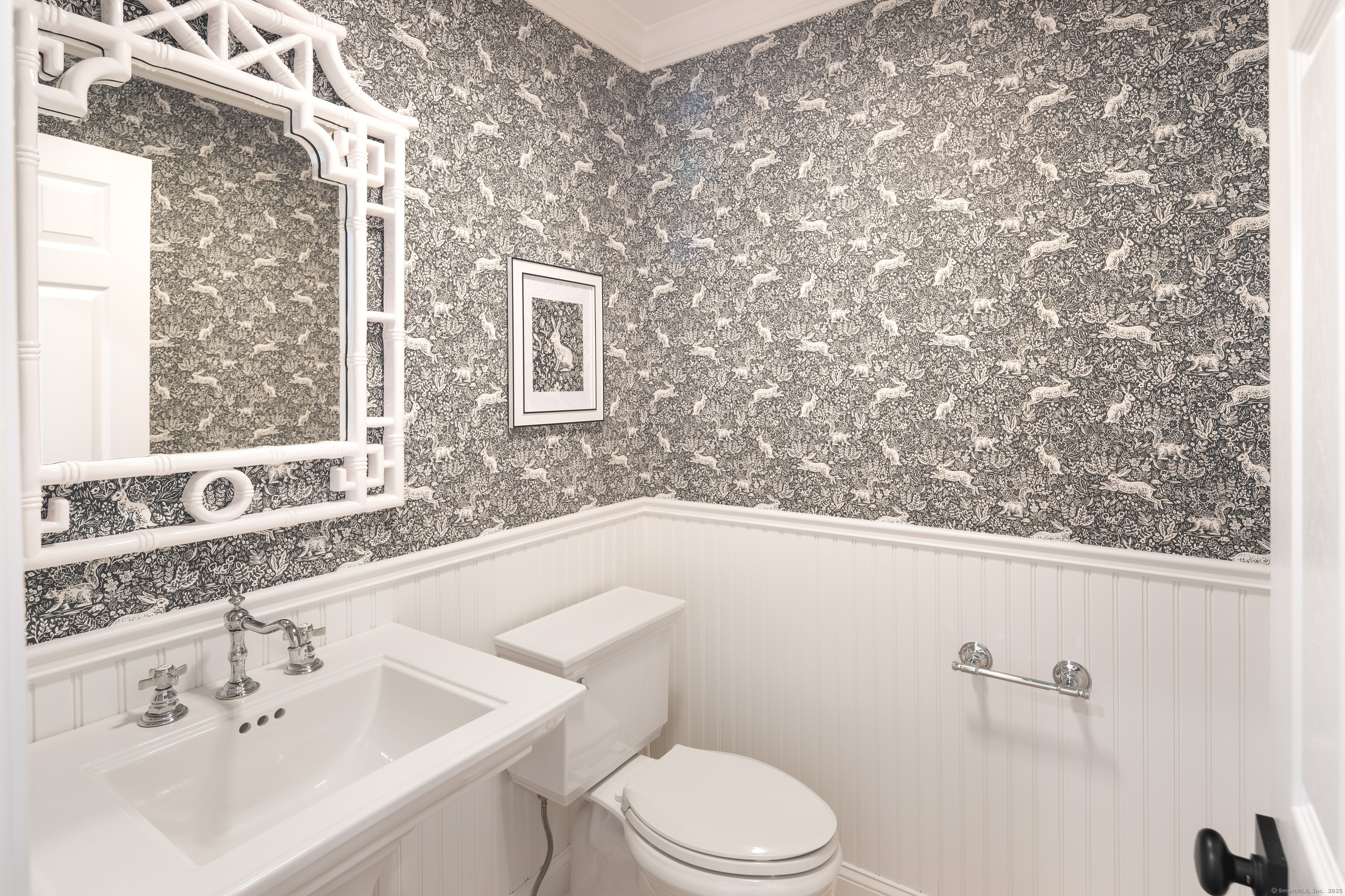 1 Maple, New Canaan, Connecticut 06840