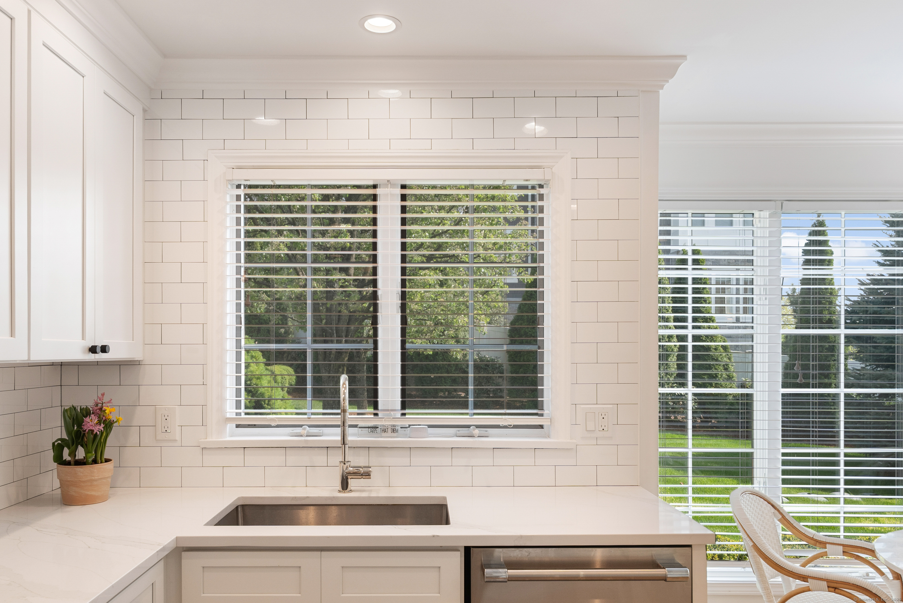 1 Maple, New Canaan, Connecticut 06840