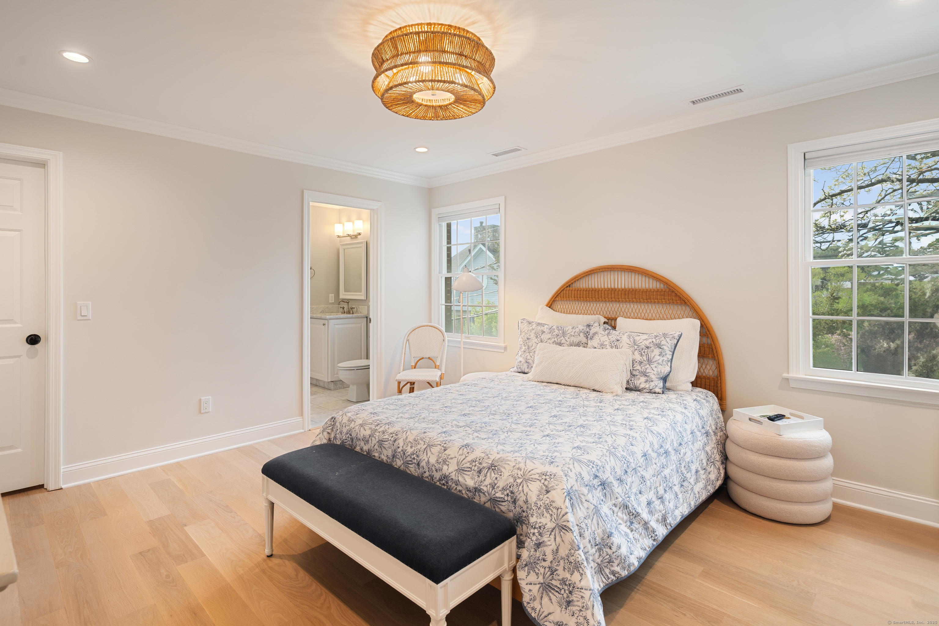 1 Maple, New Canaan, Connecticut 06840