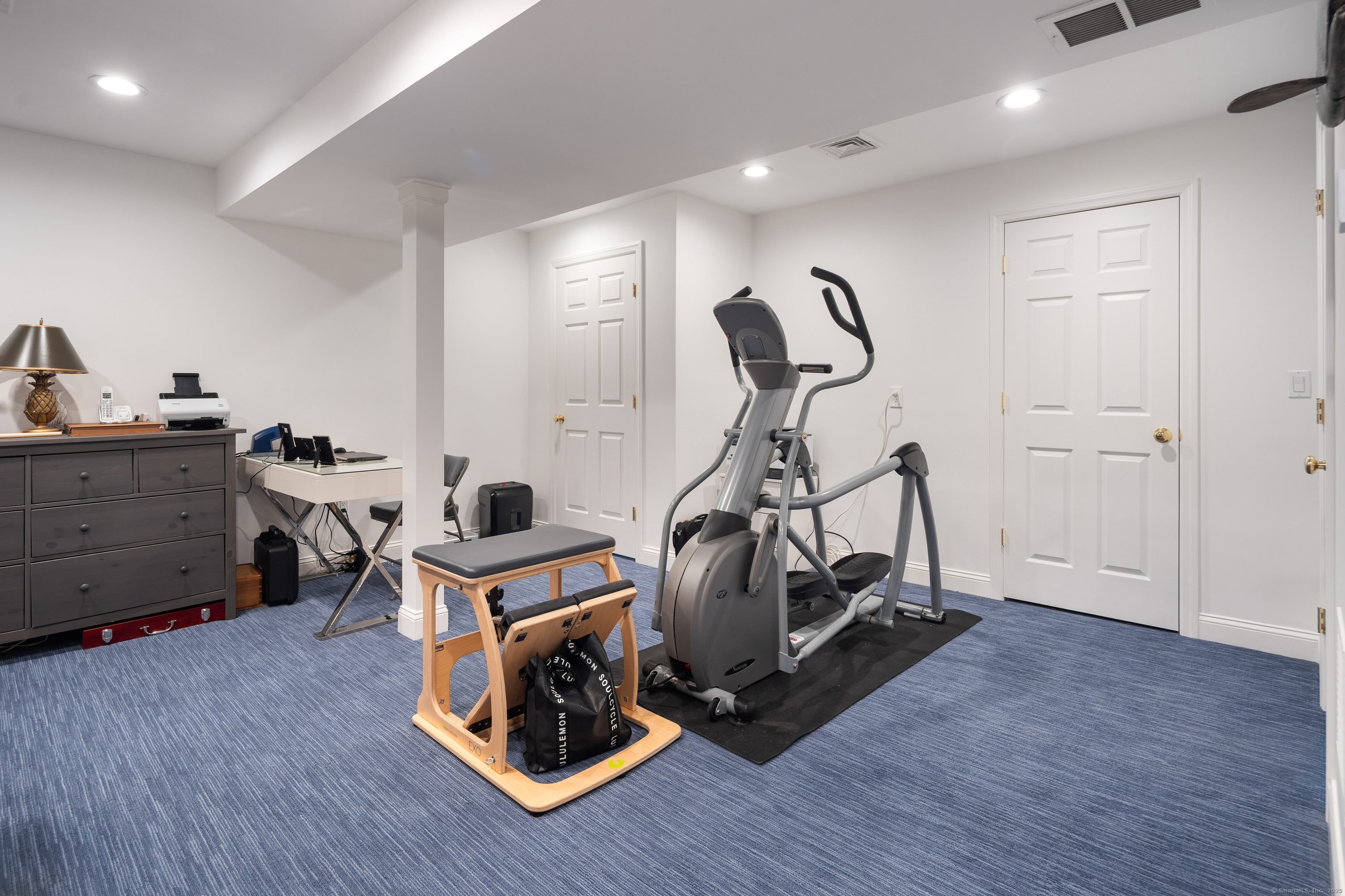 1 Maple, New Canaan, Connecticut 06840