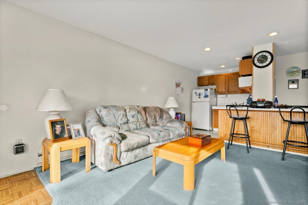 242 West, West Haven, Connecticut 06516