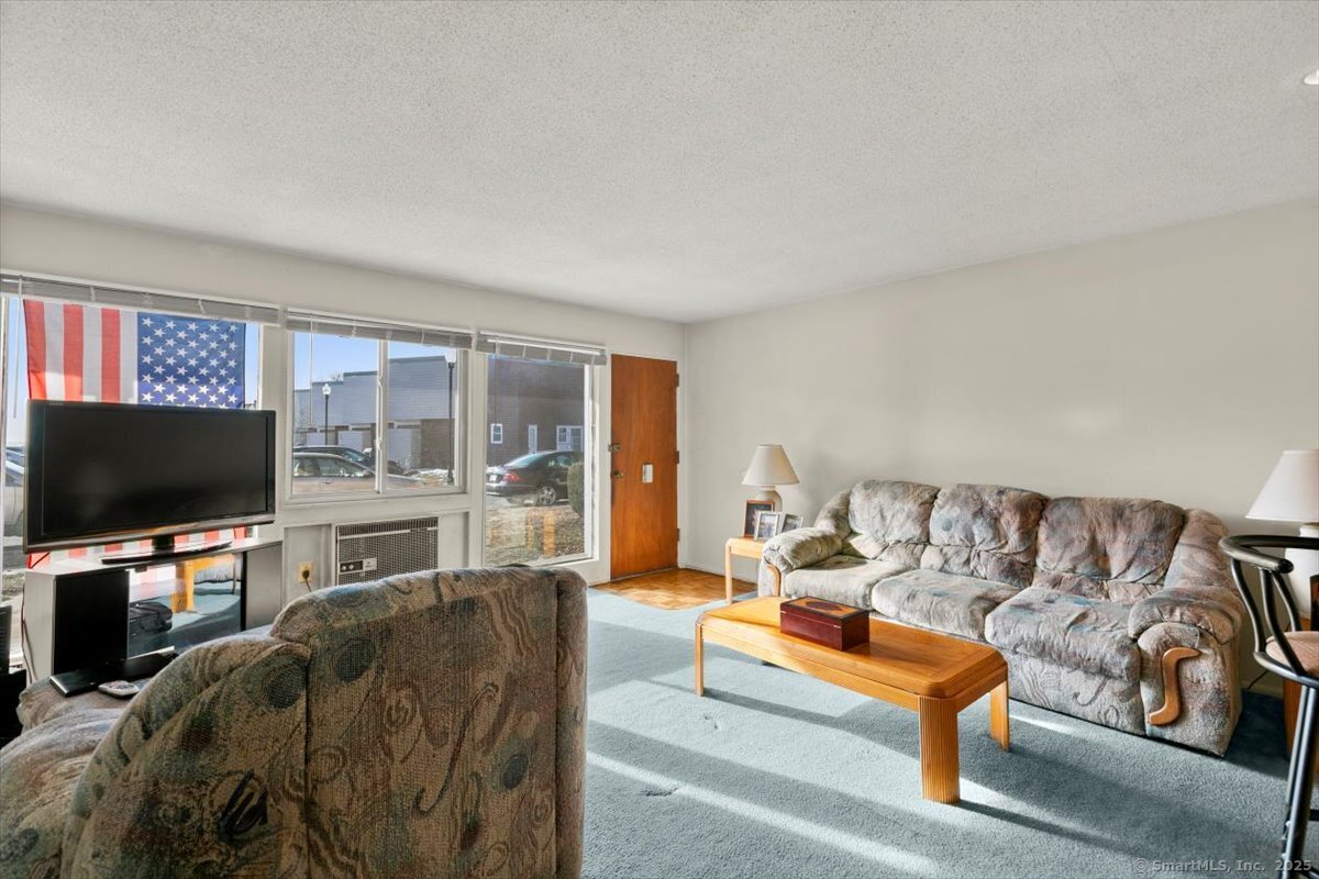 242 West, West Haven, Connecticut 06516
