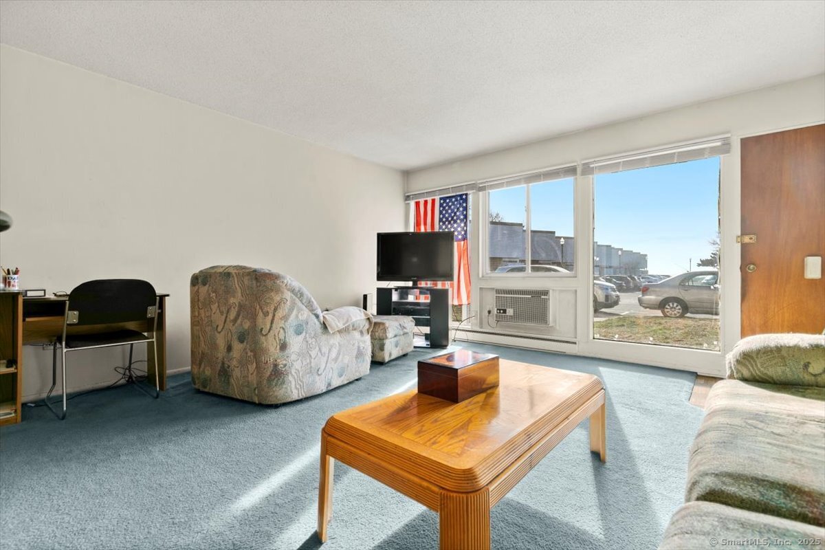 242 West, West Haven, Connecticut 06516