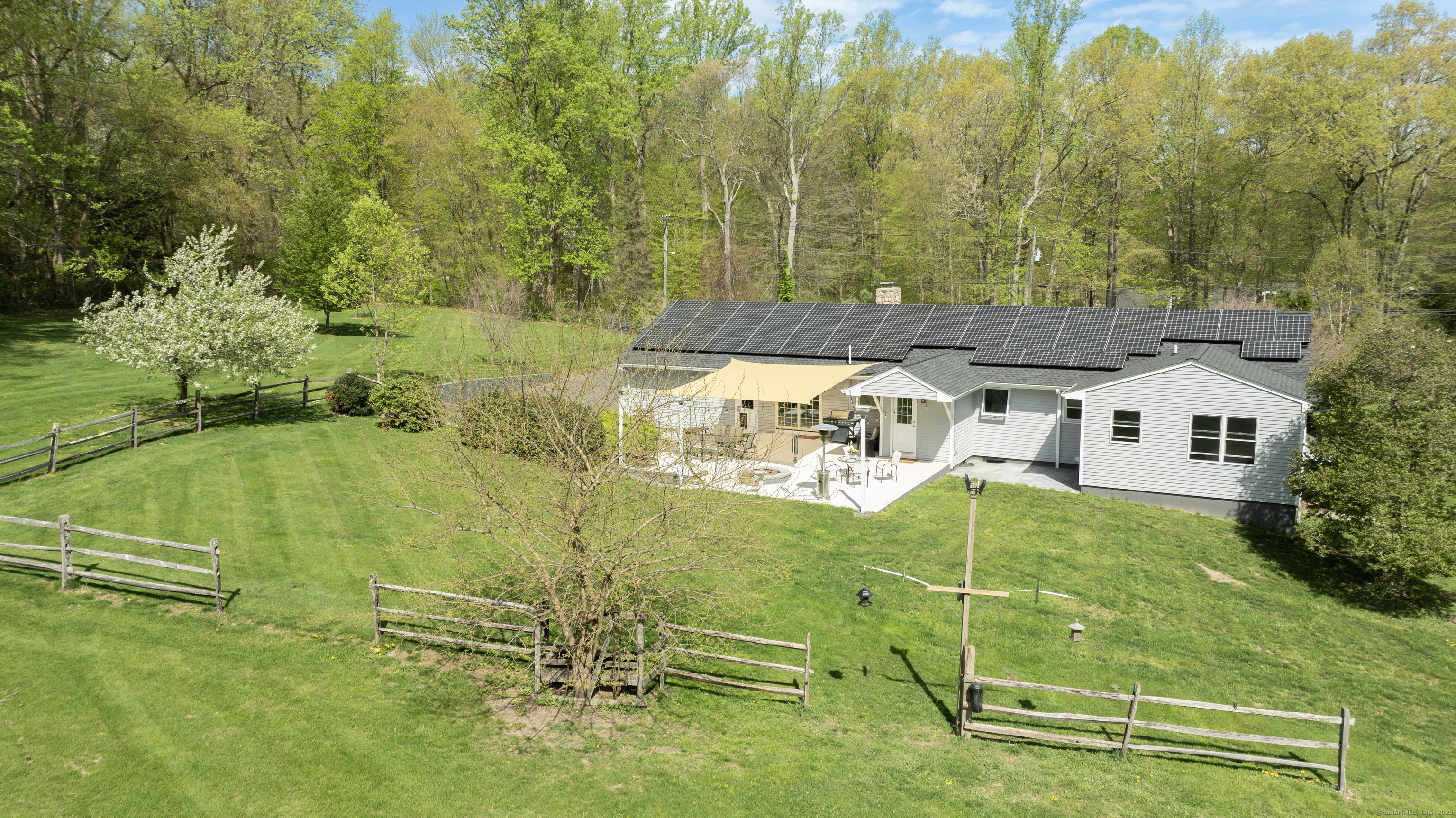 41 Castle Meadow, Newtown, Connecticut 06470
