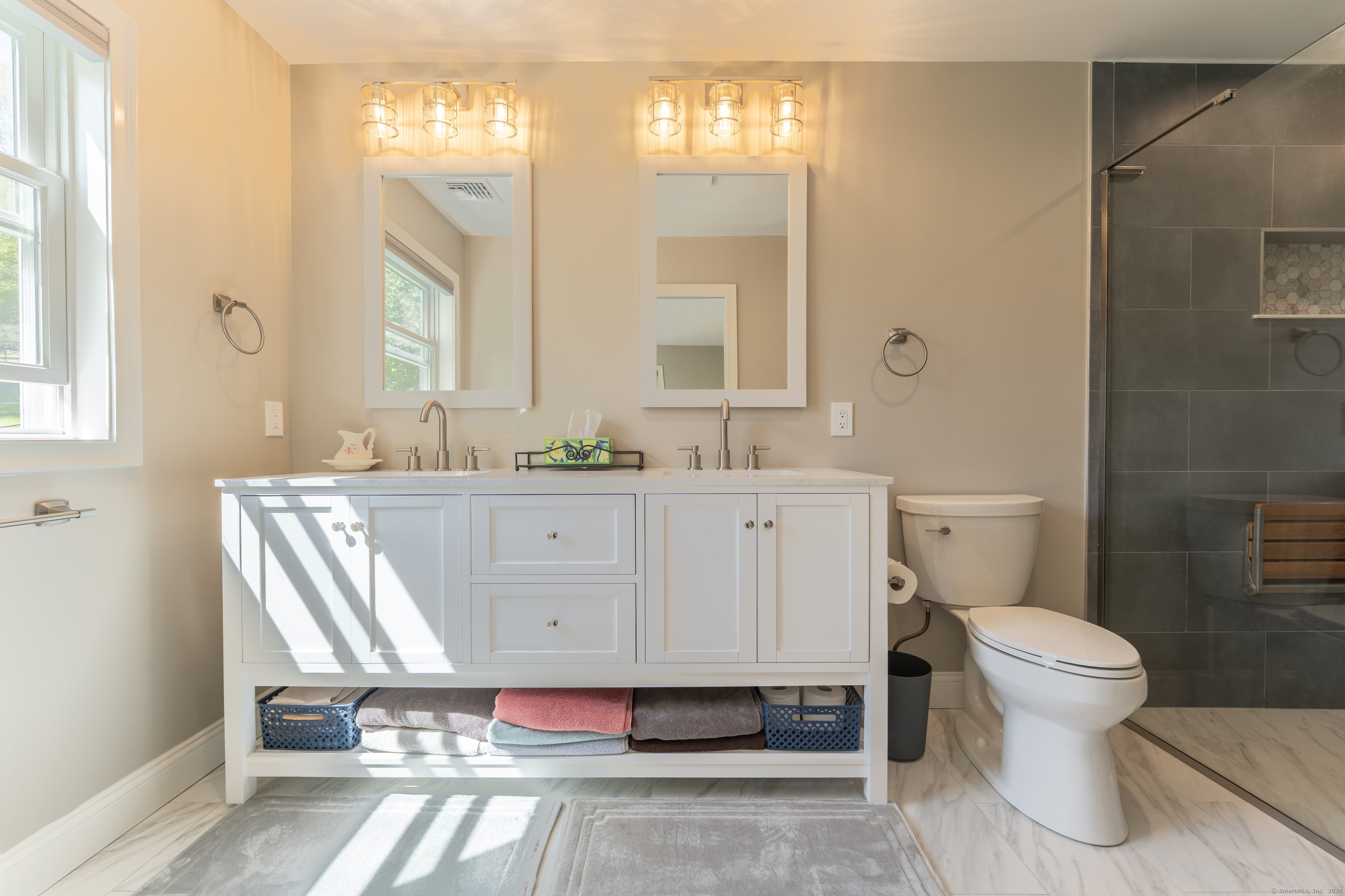 41 Castle Meadow, Newtown, Connecticut 06470