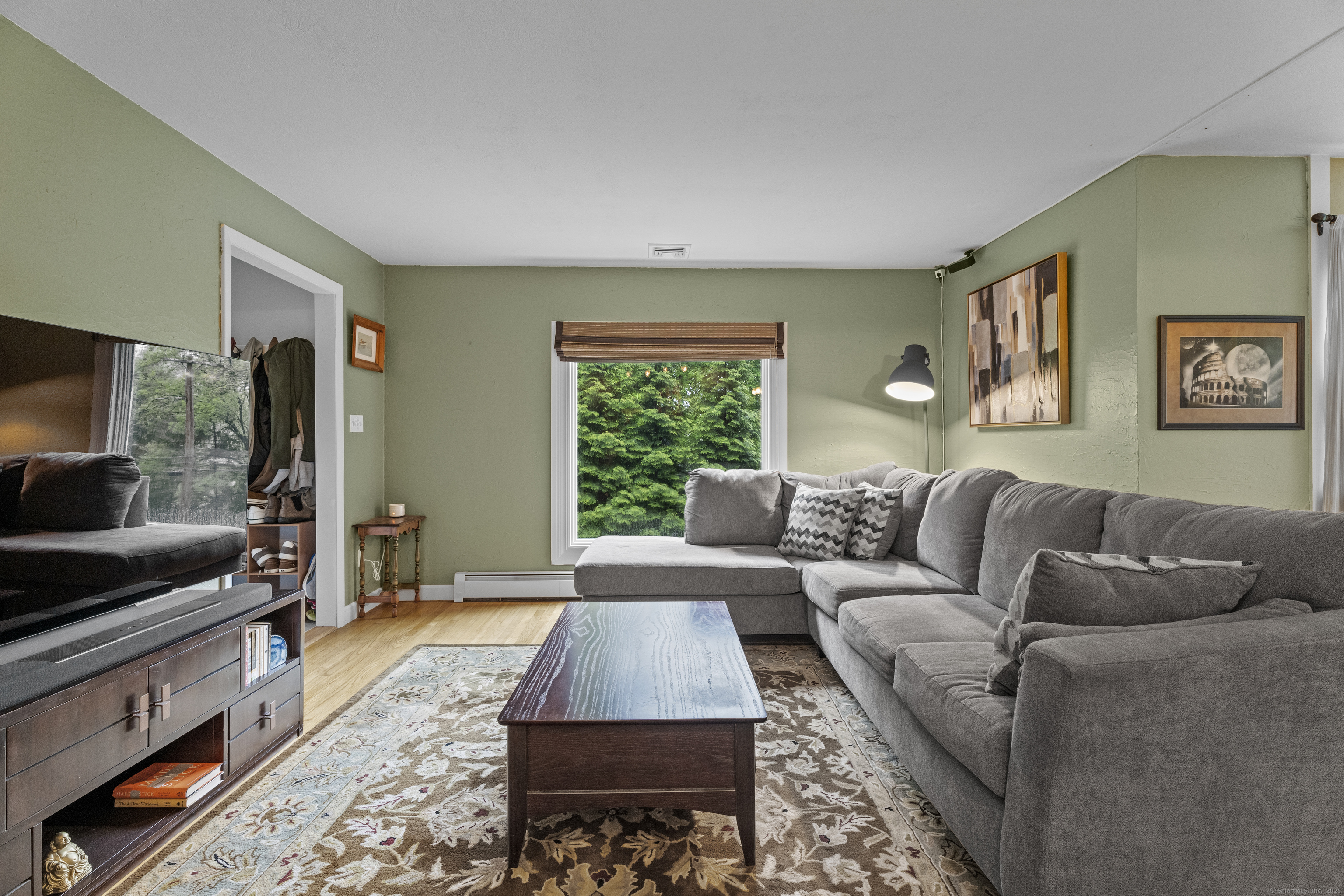 196 Harrison, Cheshire, Connecticut 06410