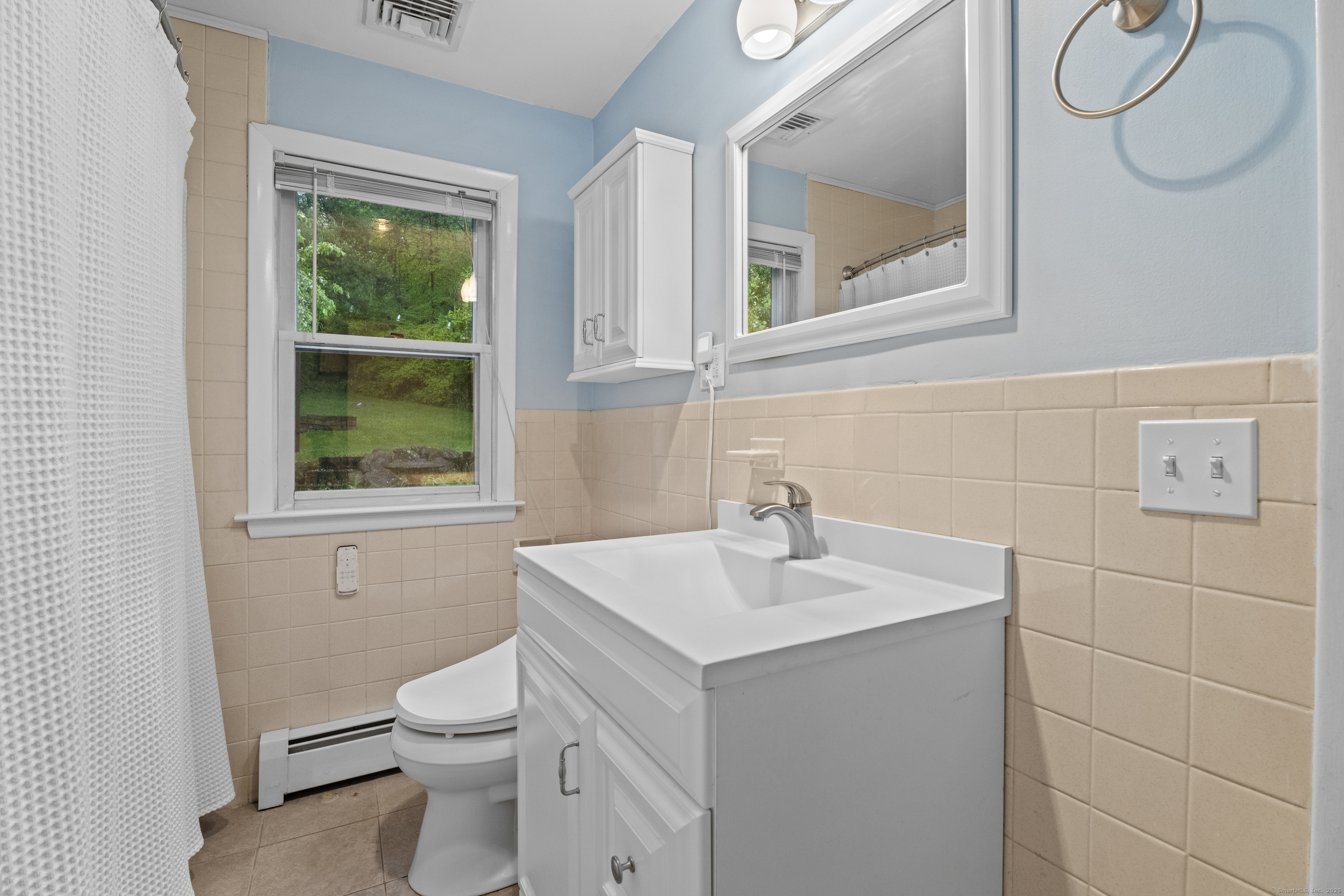 196 Harrison, Cheshire, Connecticut 06410
