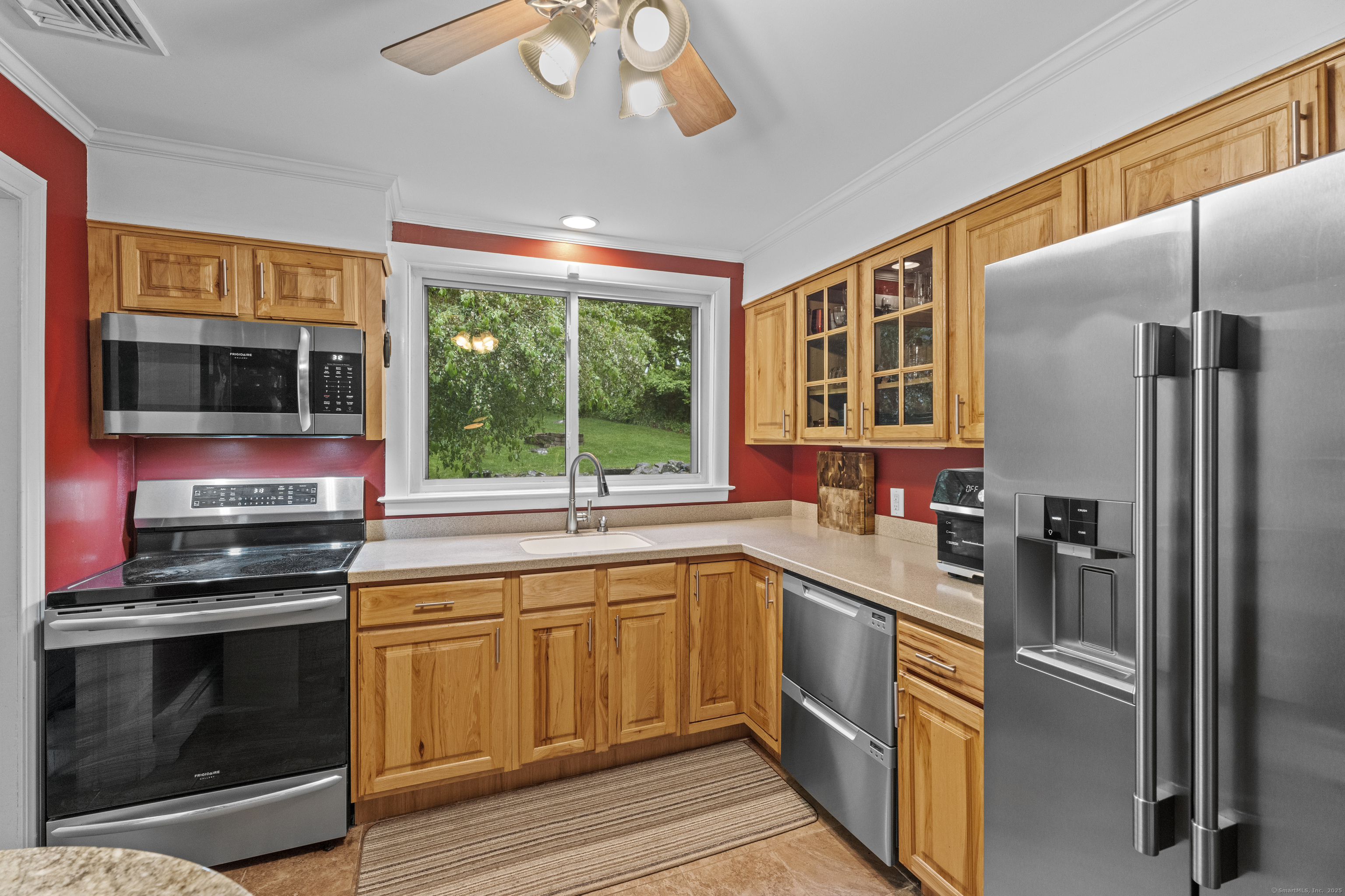 196 Harrison, Cheshire, Connecticut 06410