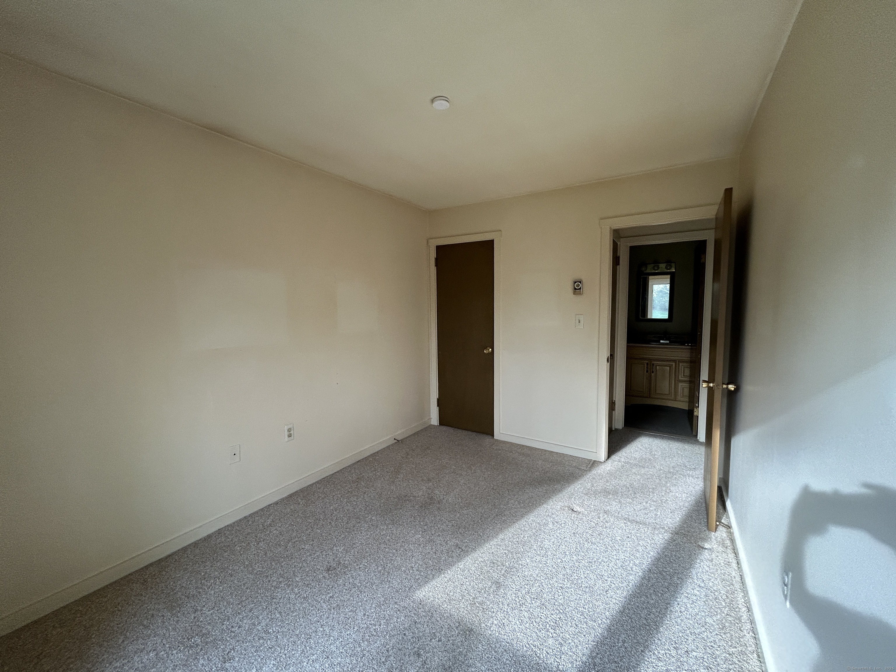 8 Pilgrim, Wallingford, Connecticut 06492