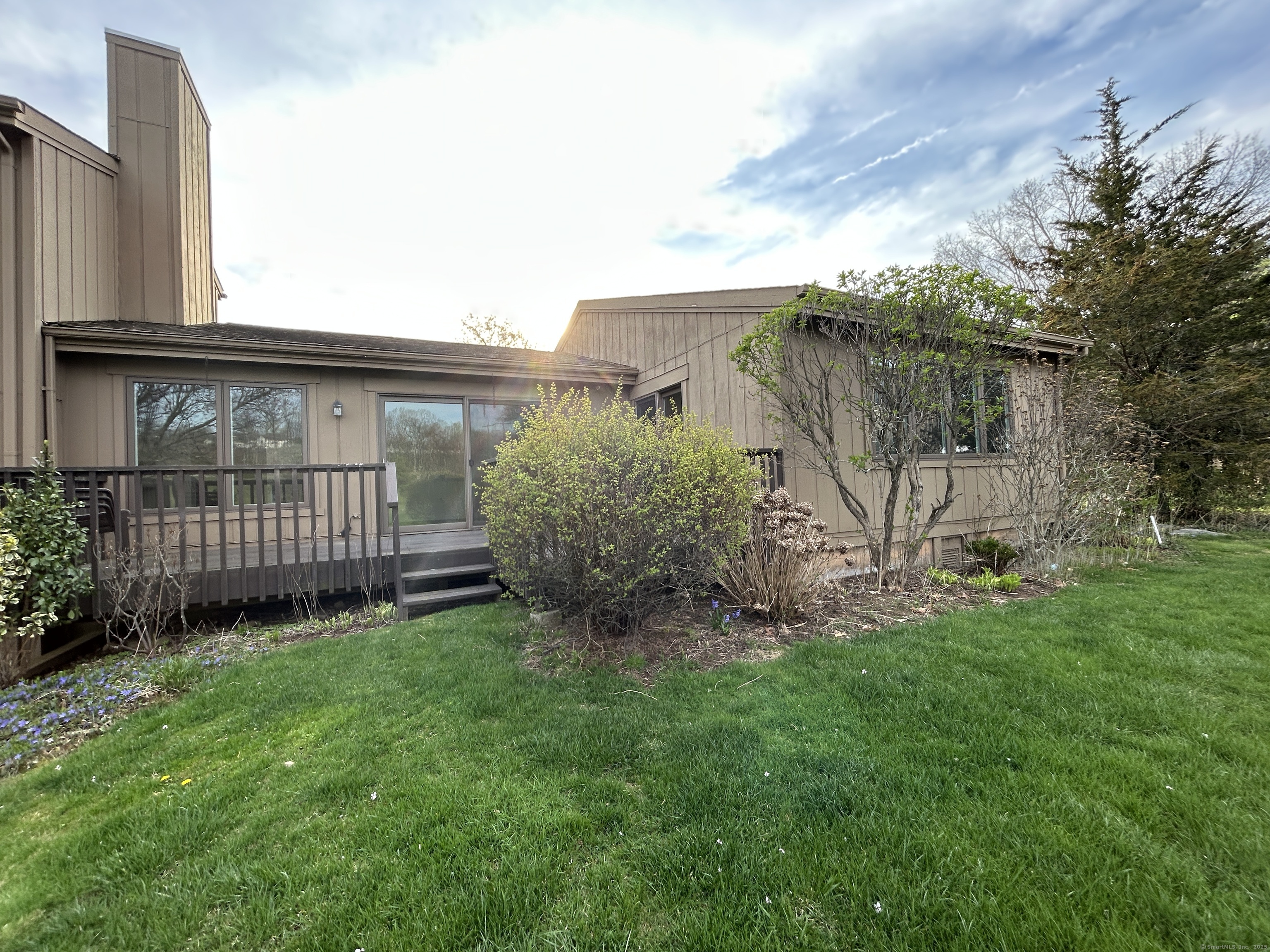 8 Pilgrim, Wallingford, Connecticut 06492
