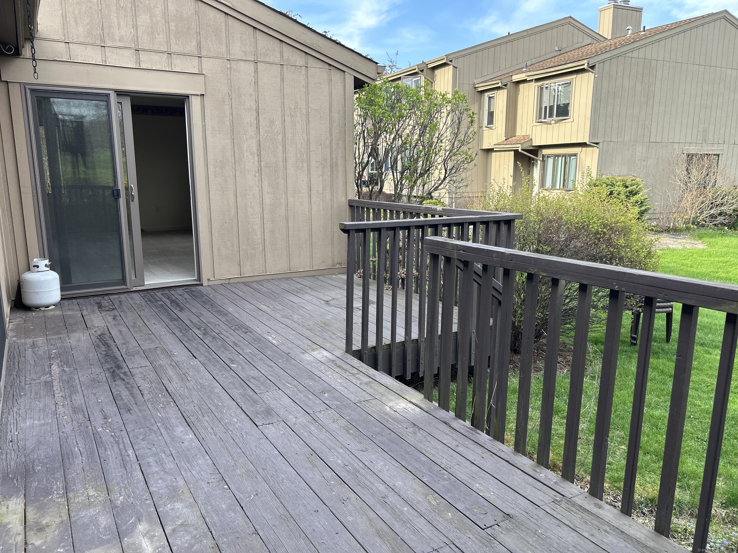 8 Pilgrim, Wallingford, Connecticut 06492