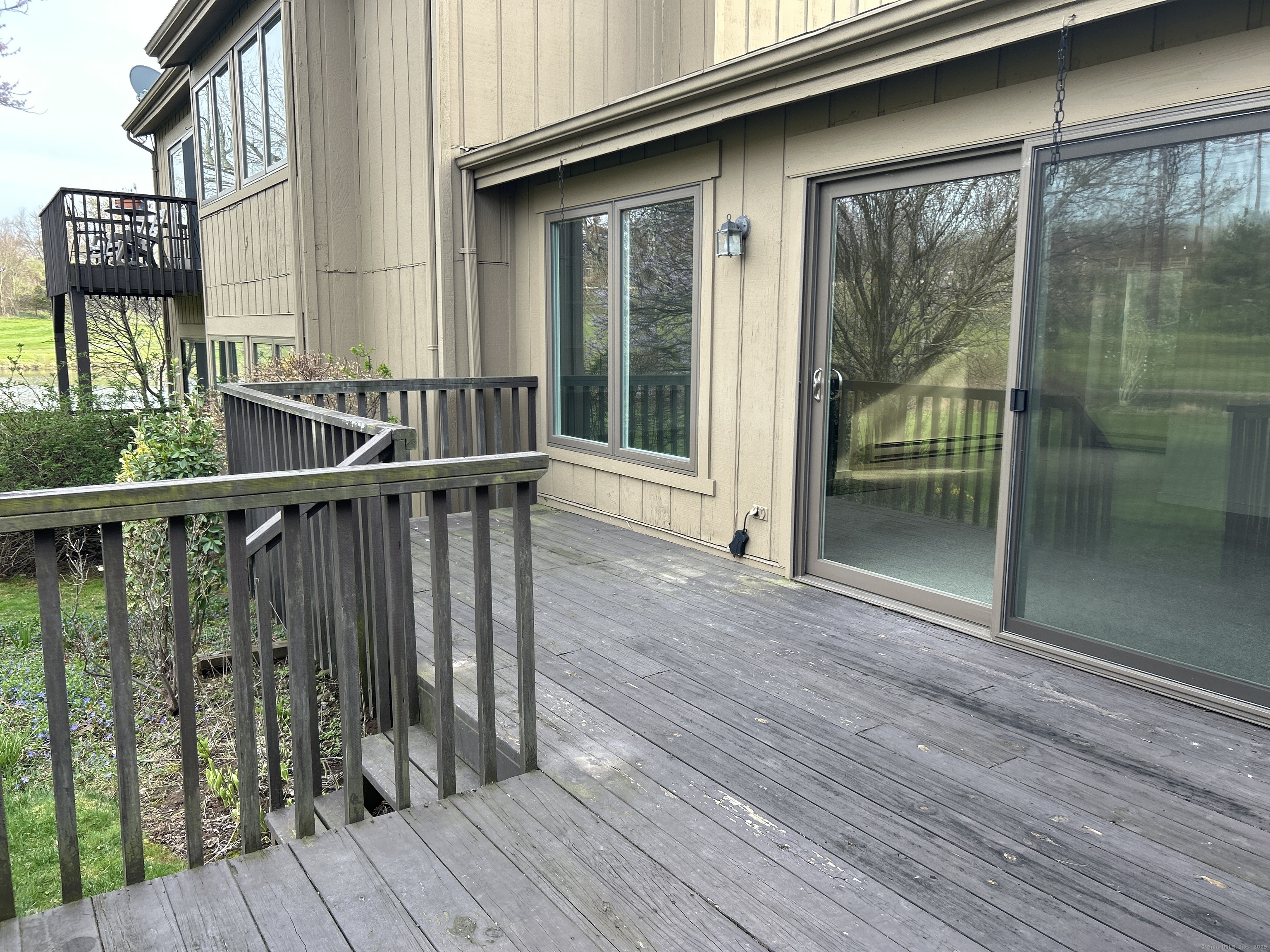 8 Pilgrim, Wallingford, Connecticut 06492