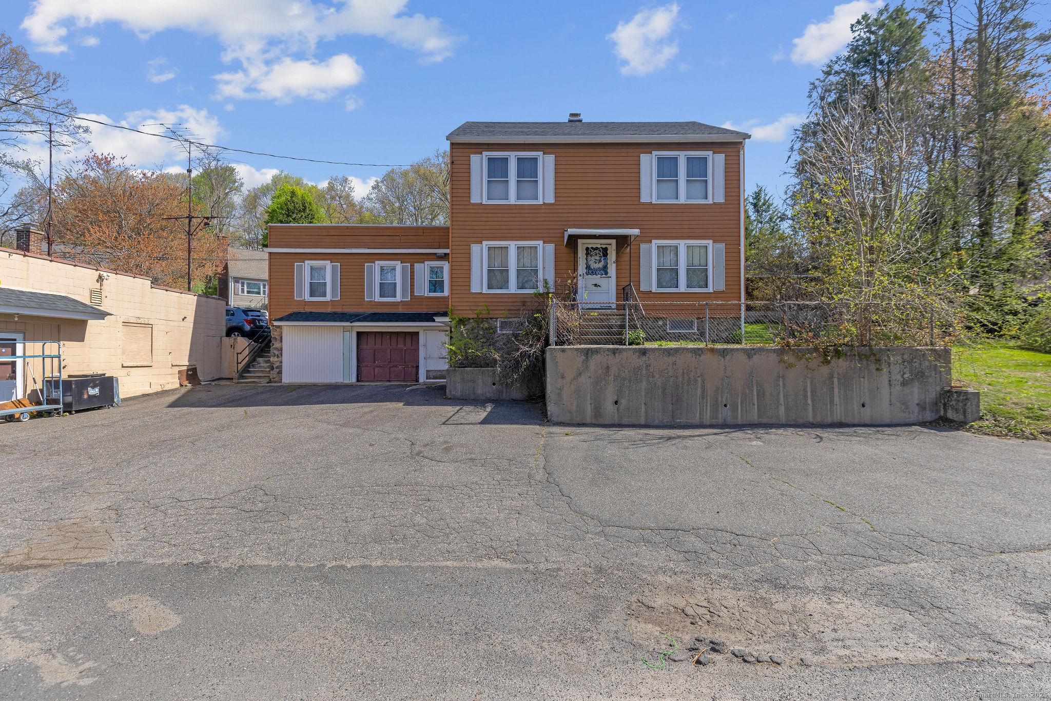 873 Meriden, Waterbury, Connecticut 06705