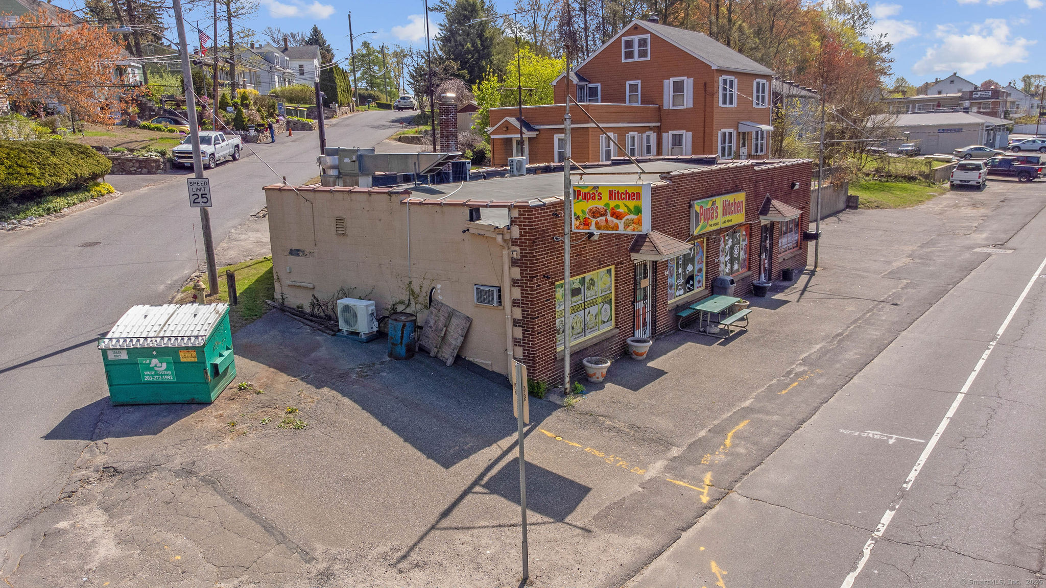 873 Meriden, Waterbury, Connecticut 06705