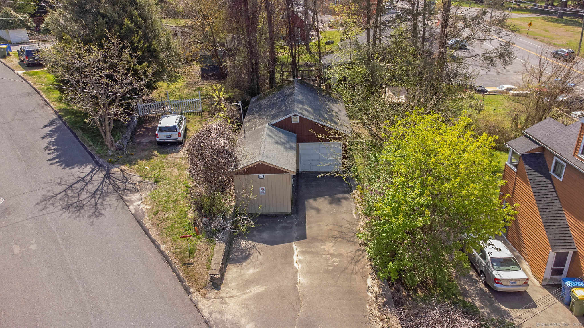 873 Meriden, Waterbury, Connecticut 06705