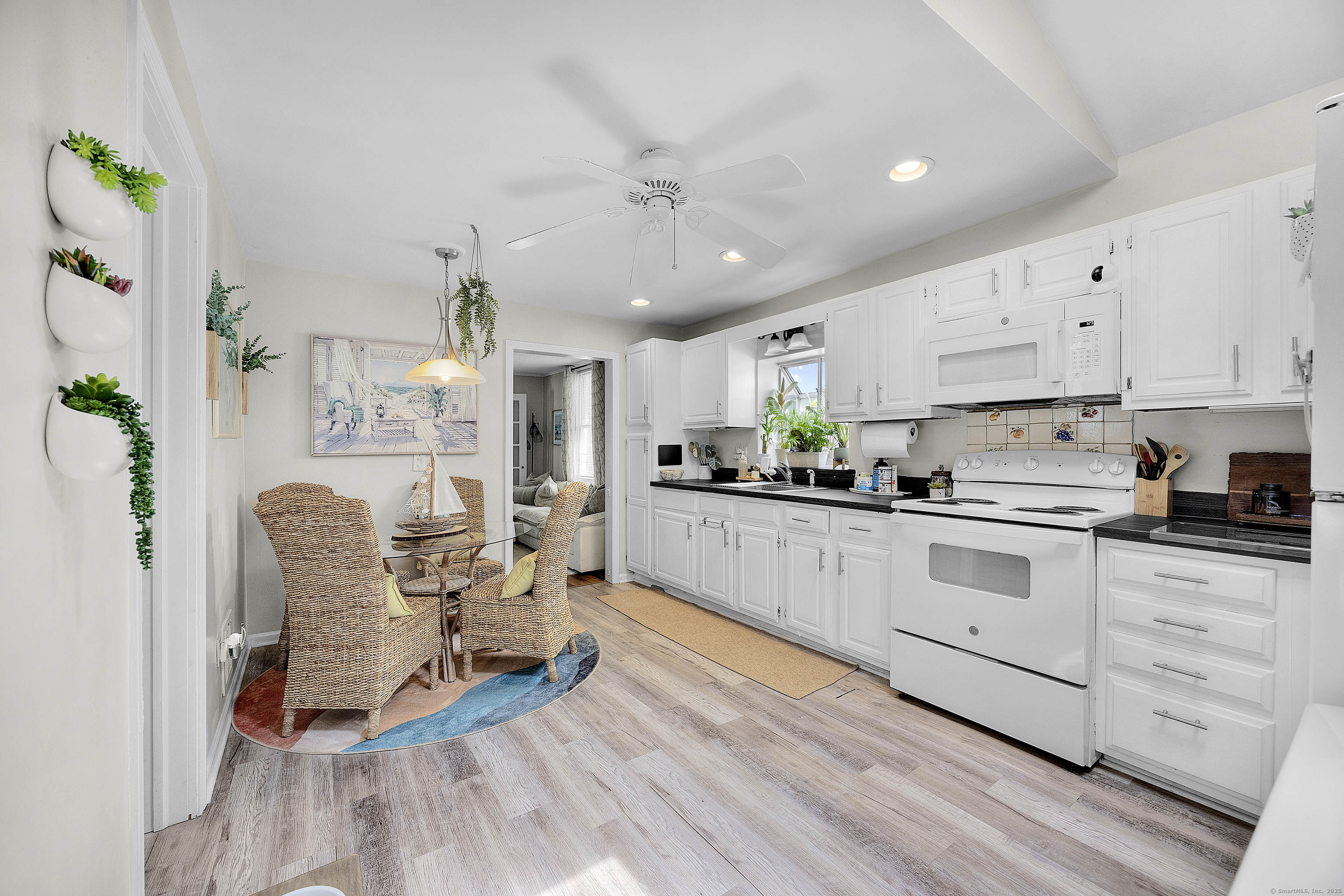 69 Sunnyridge, Fairfield, Connecticut 06824