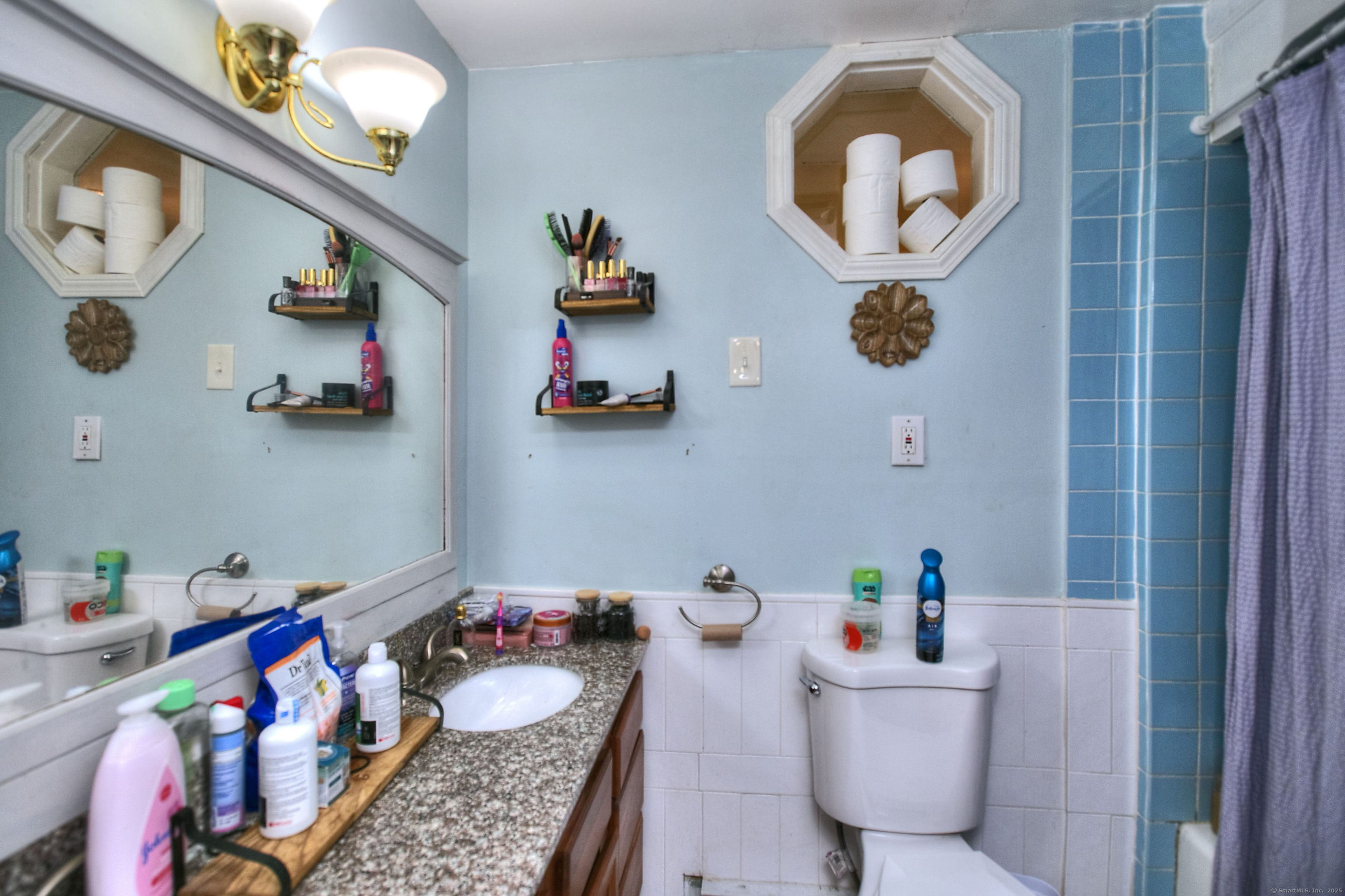 52 Shinnacock, Shelton, Connecticut 06484