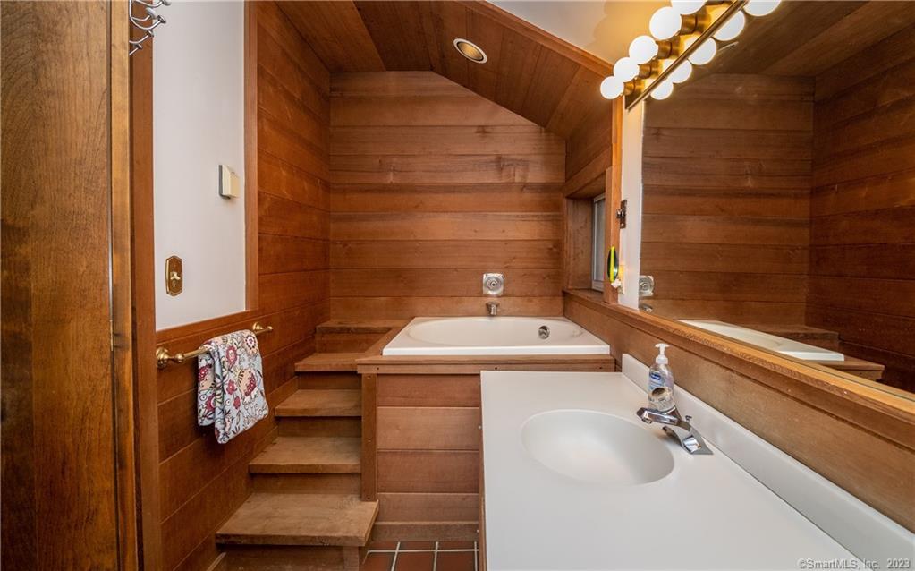 104 Geer Mountain, Kent, Connecticut 06785