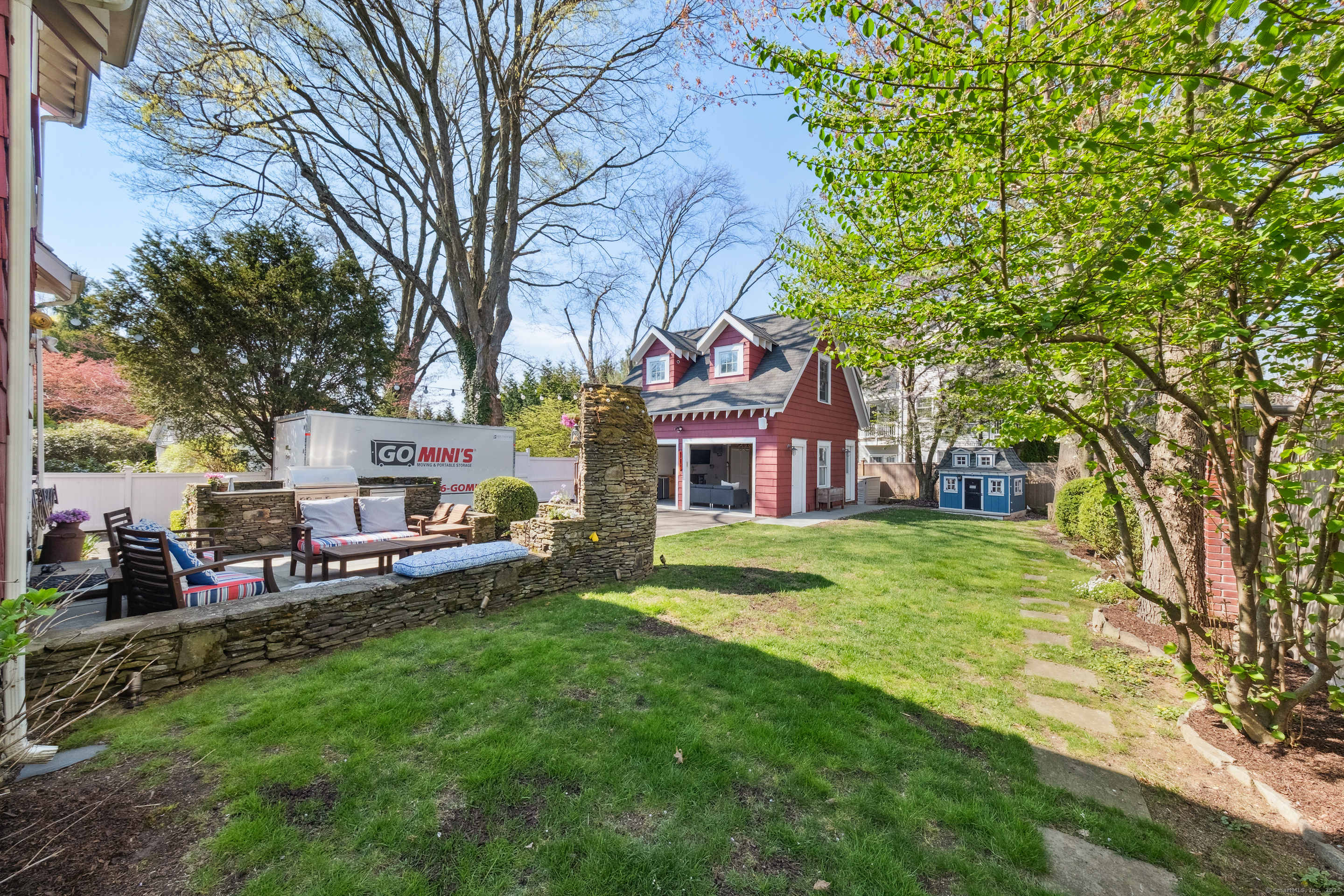 639 Center, Fairfield, Connecticut 06890