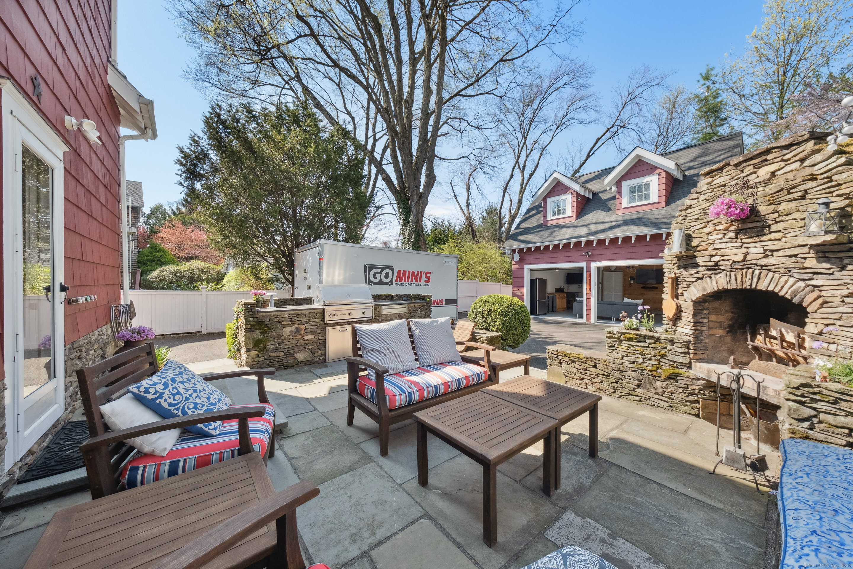 639 Center, Fairfield, Connecticut 06890