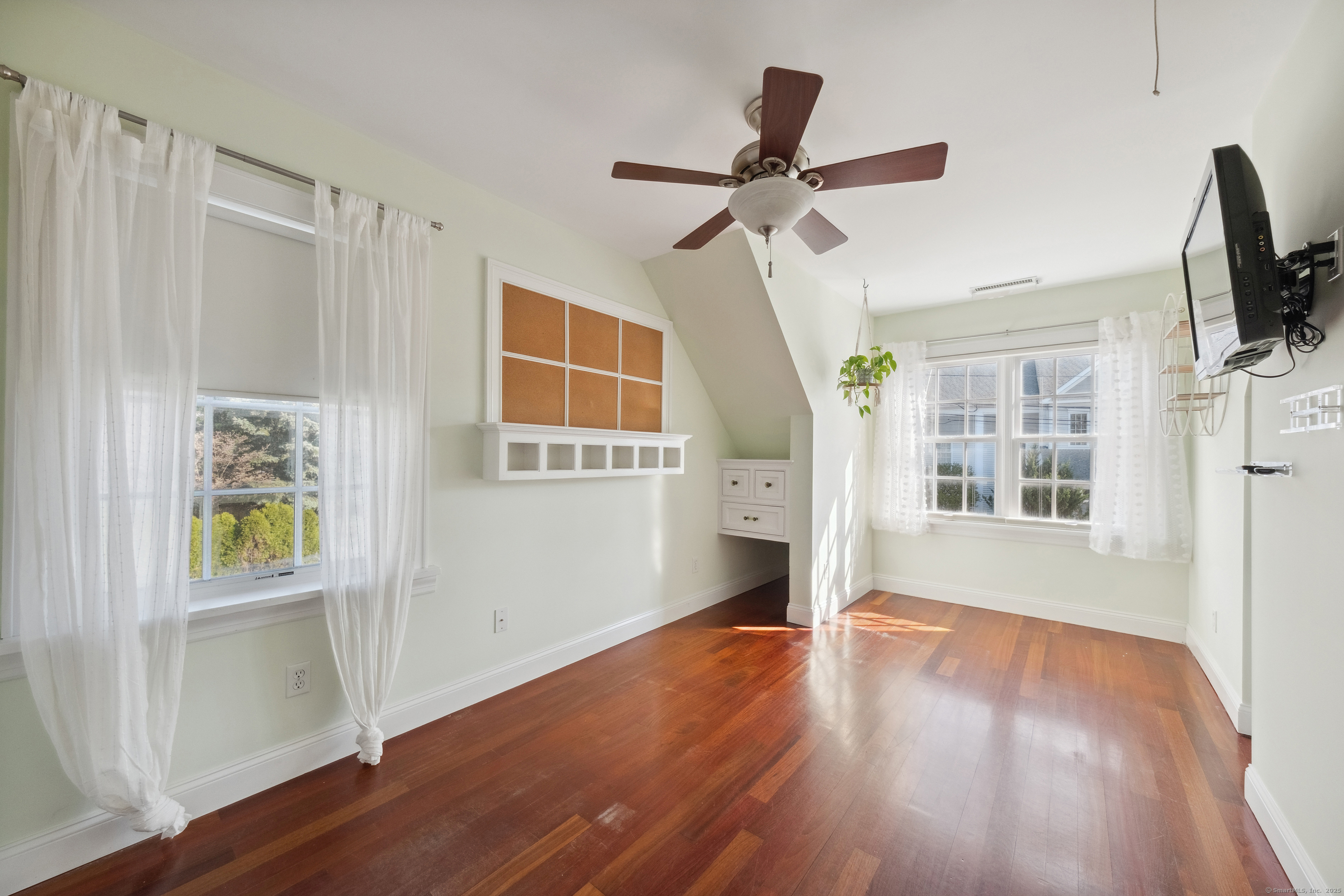 639 Center, Fairfield, Connecticut 06890