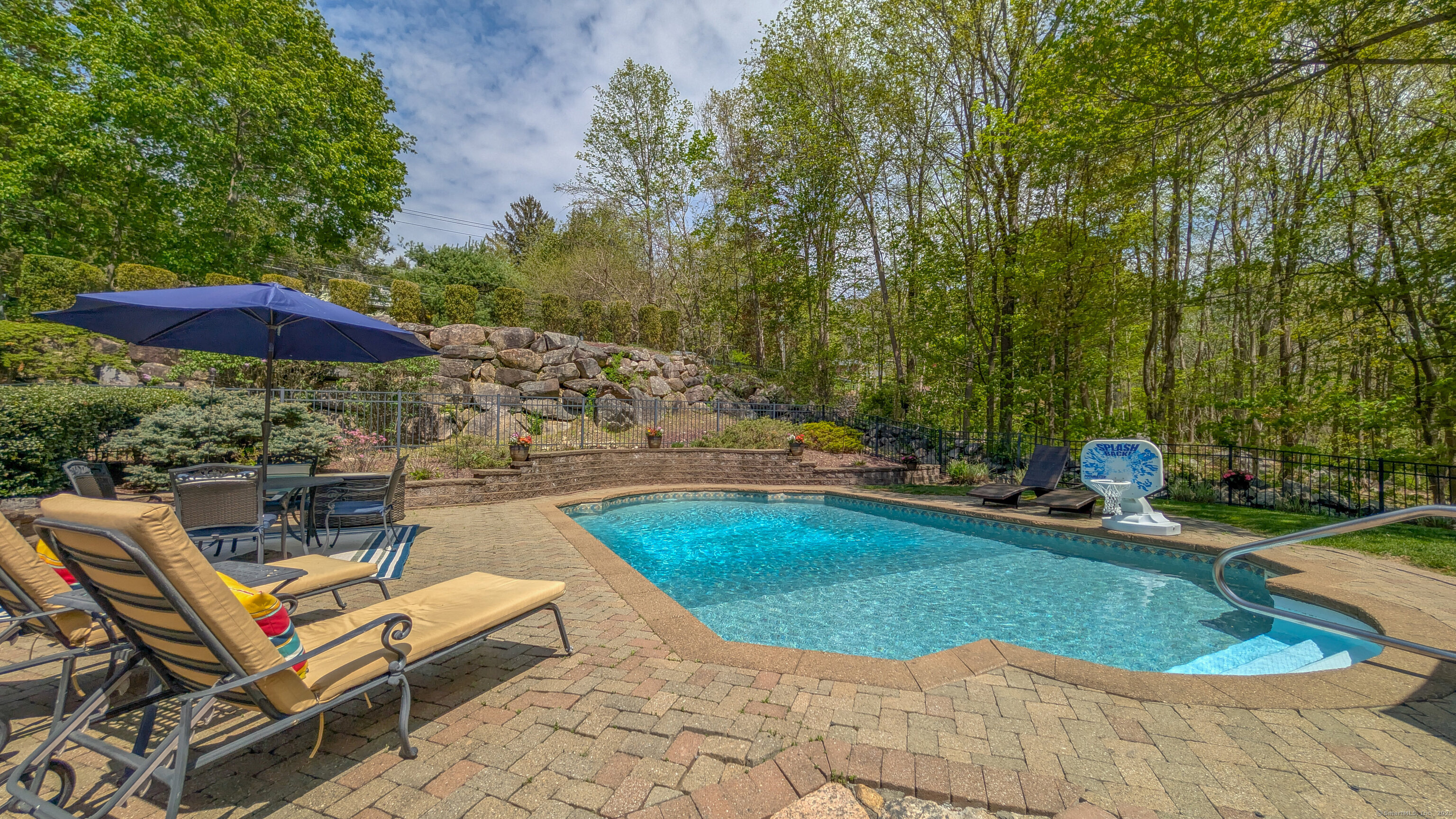 230 Ball Pond, New Fairfield, Connecticut 06812