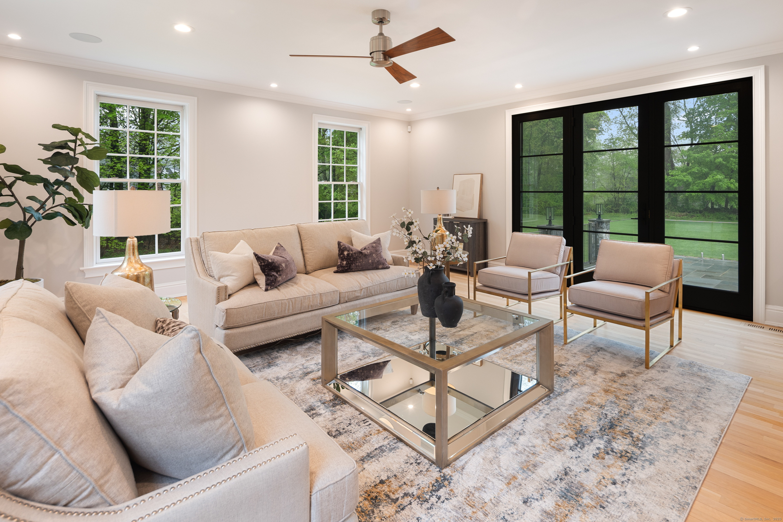 279 Old Stamford, New Canaan, Connecticut 06840