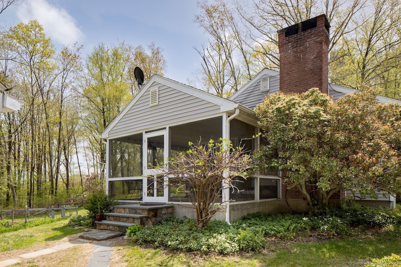 106 Jackson, Sharon, Connecticut 06069