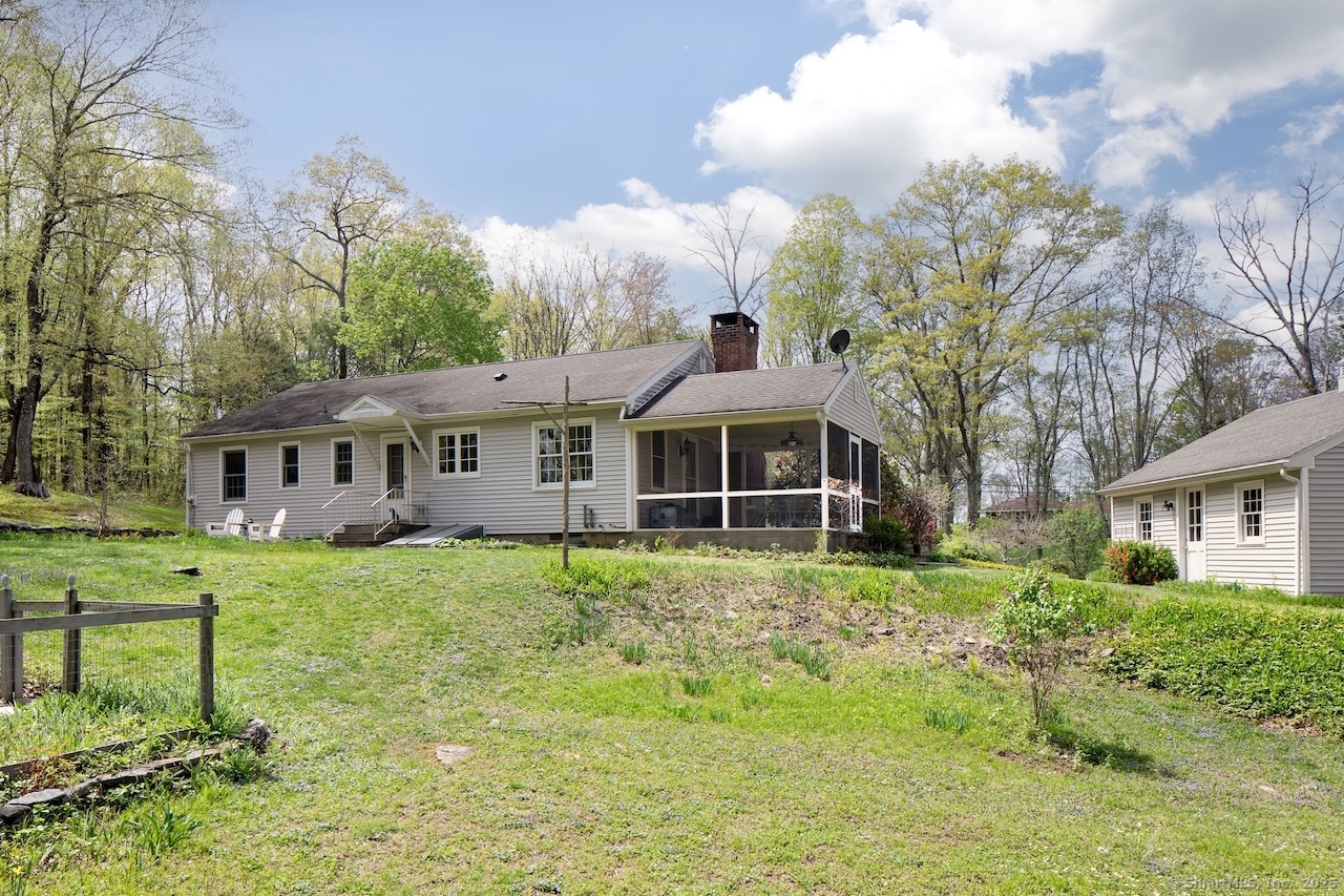 106 Jackson, Sharon, Connecticut 06069