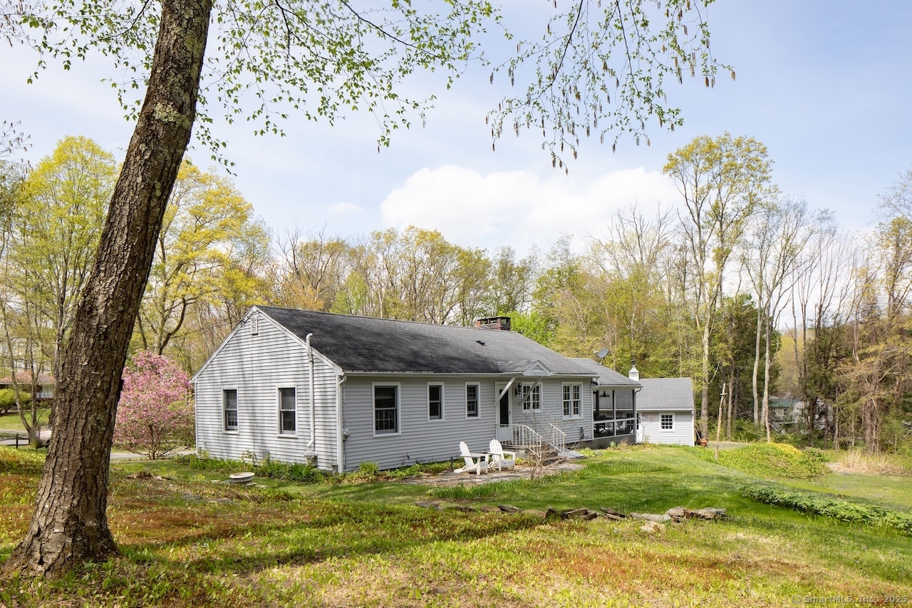 106 Jackson, Sharon, Connecticut 06069