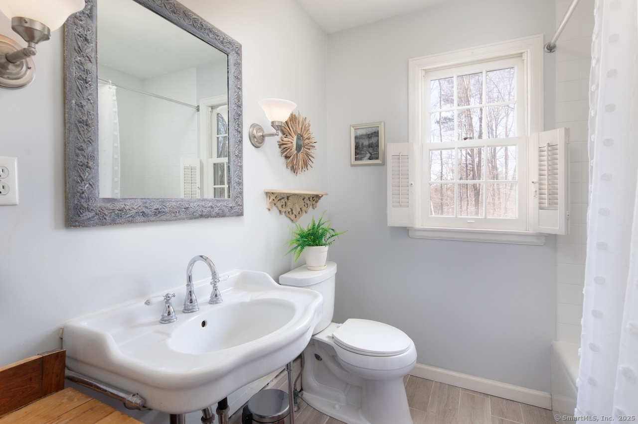 106 Jackson, Sharon, Connecticut 06069