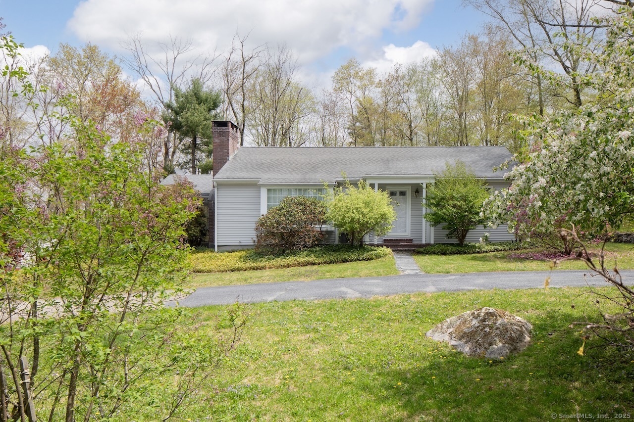 106 Jackson, Sharon, Connecticut 06069