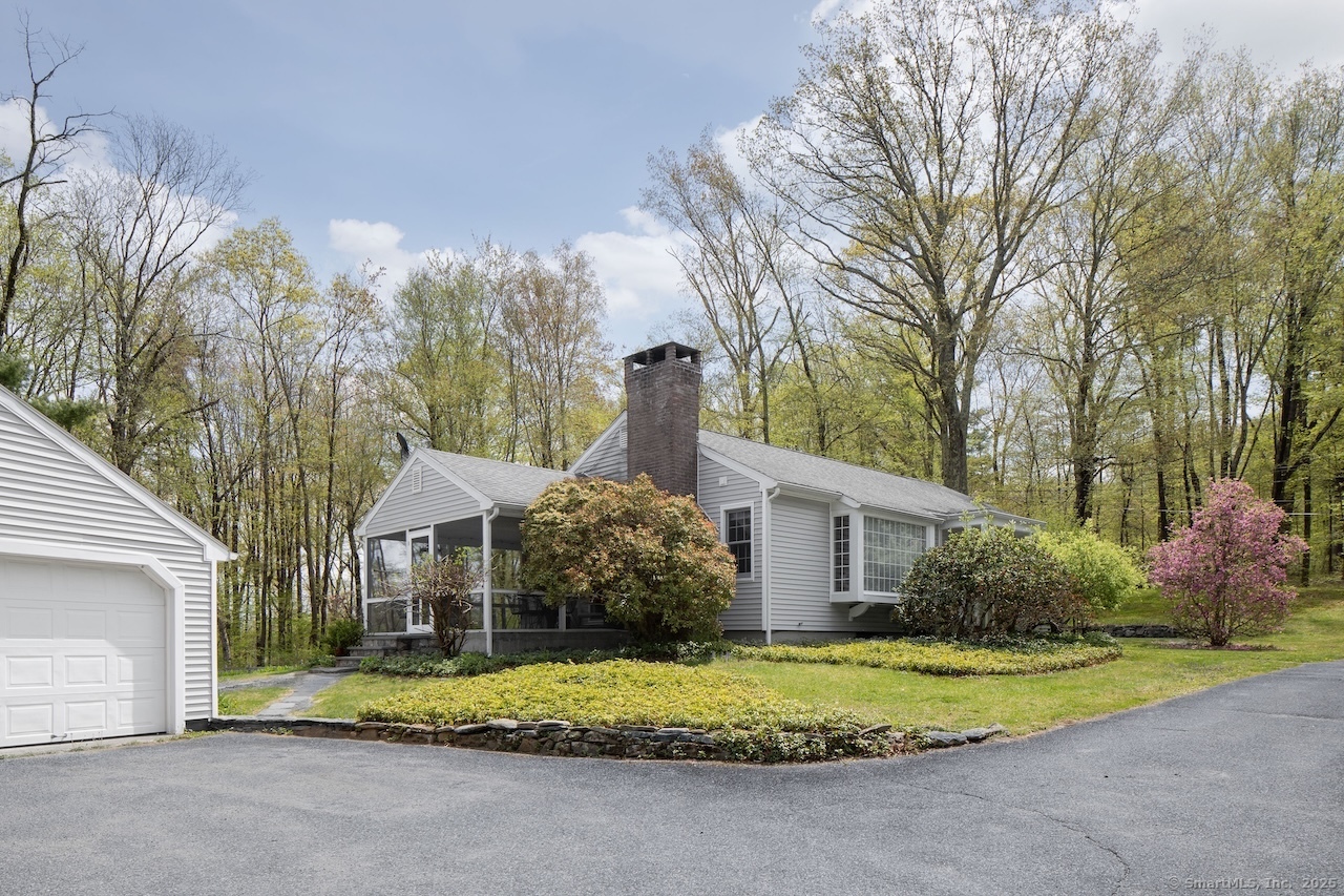 106 Jackson, Sharon, Connecticut 06069