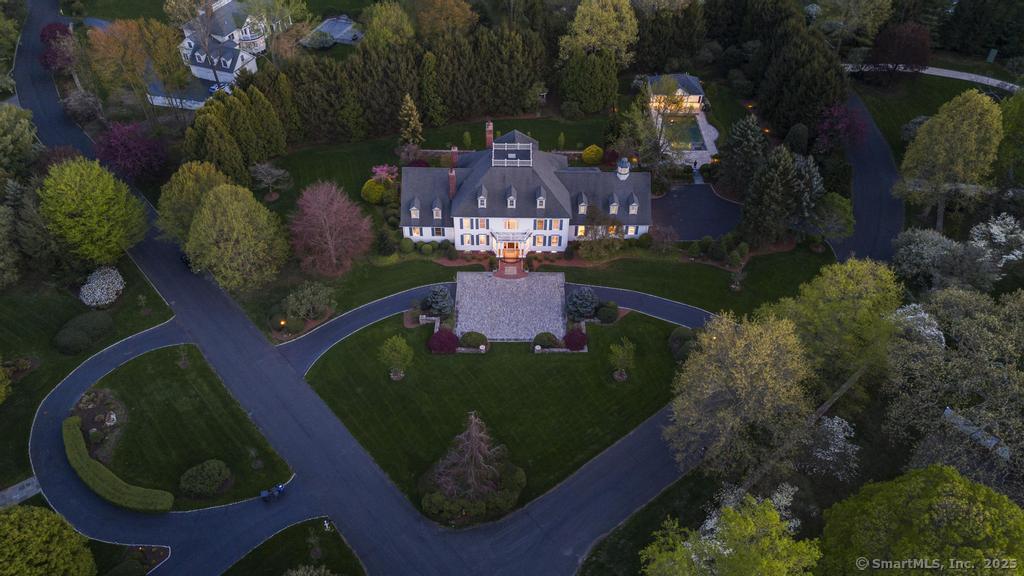 21 Queens Grant, Fairfield, Connecticut 06824