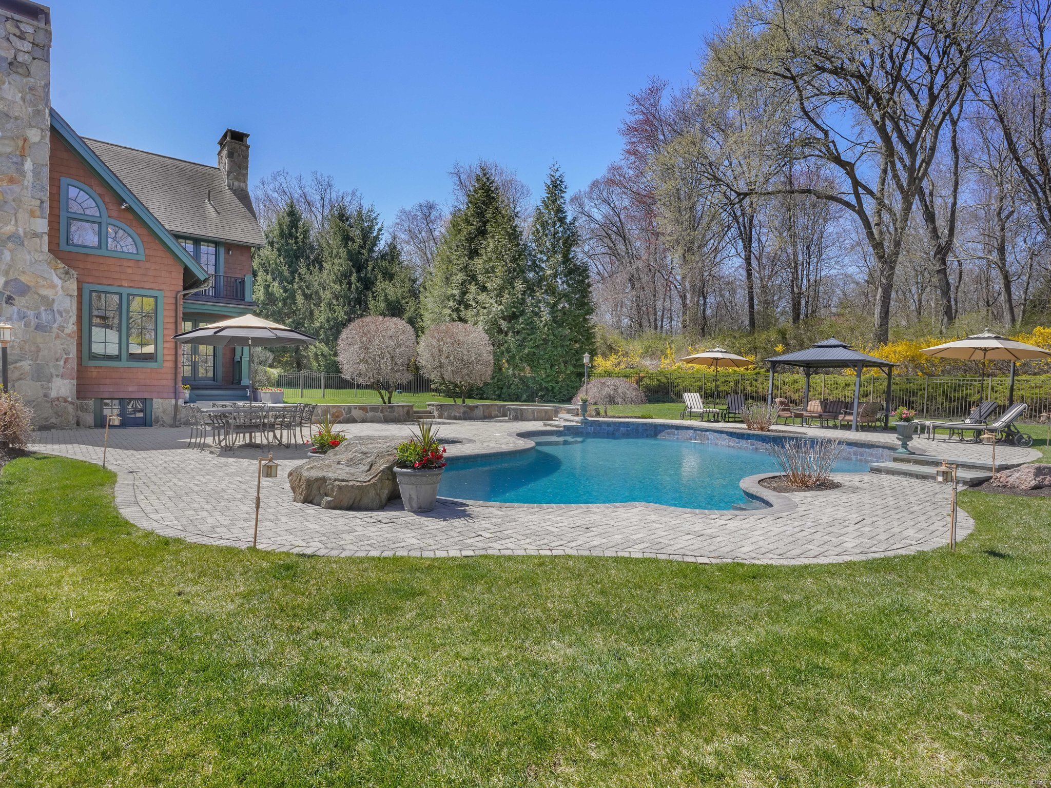 17 Fire Hill, Redding, Connecticut 06896