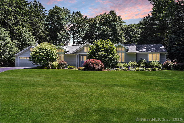 43 Green Meadow, New Canaan, Connecticut 06840