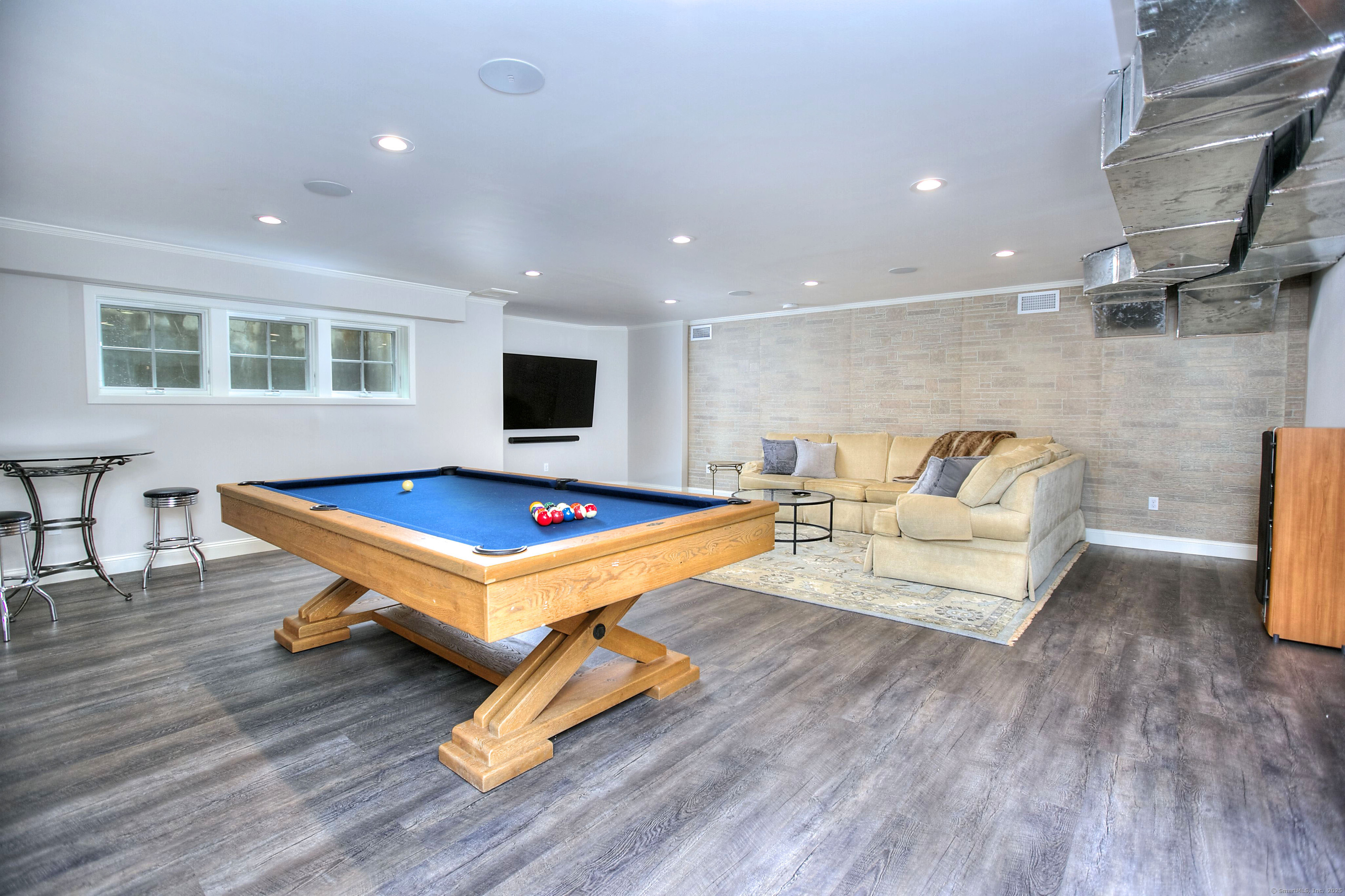 6 Florian, Westport, Connecticut 06880