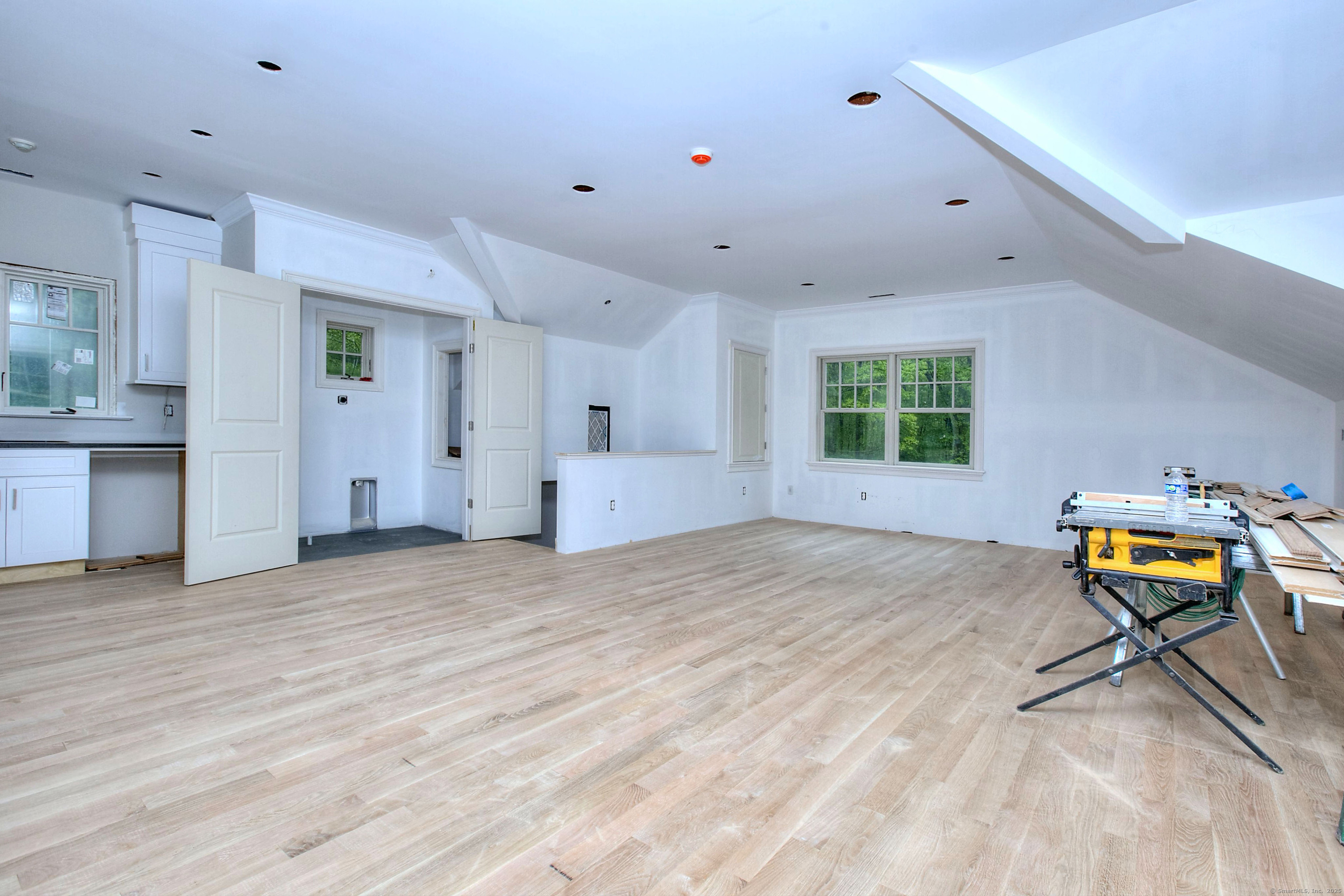 6 Florian, Westport, Connecticut 06880